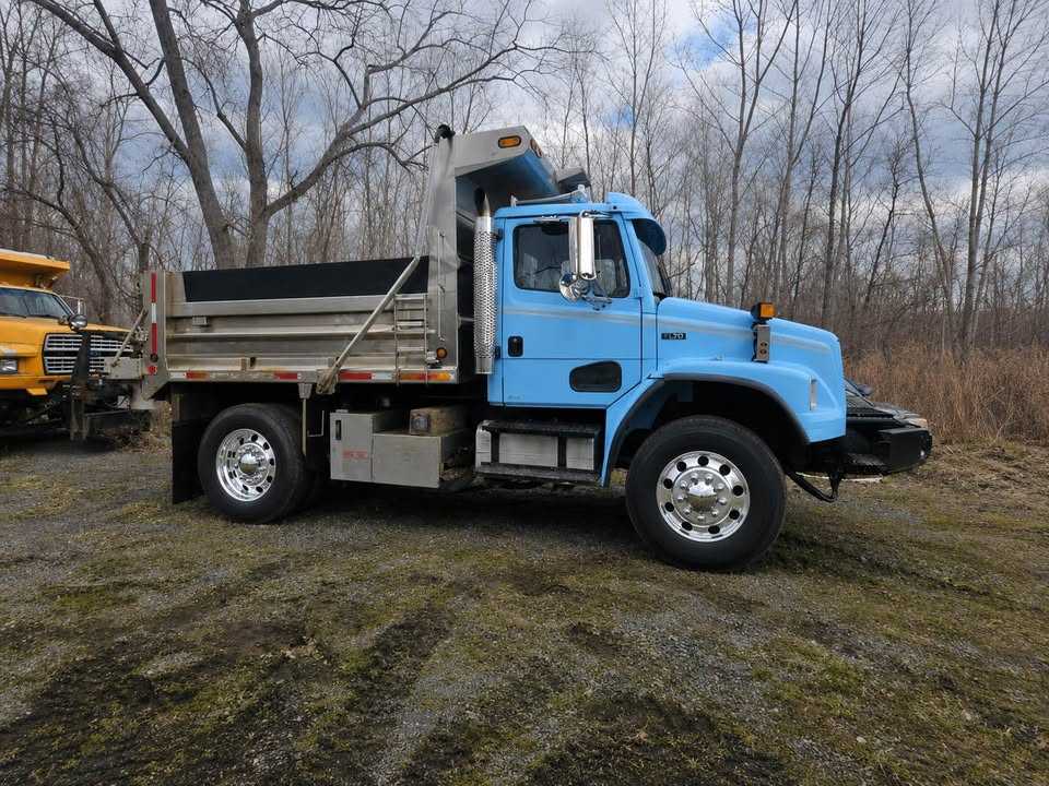 2003 Freightliner FL70 Dump Truck