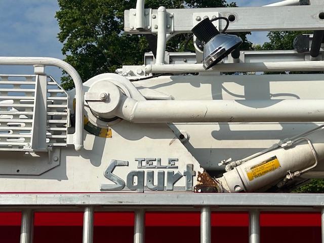 1992 Pierce Telesquirt - image 6