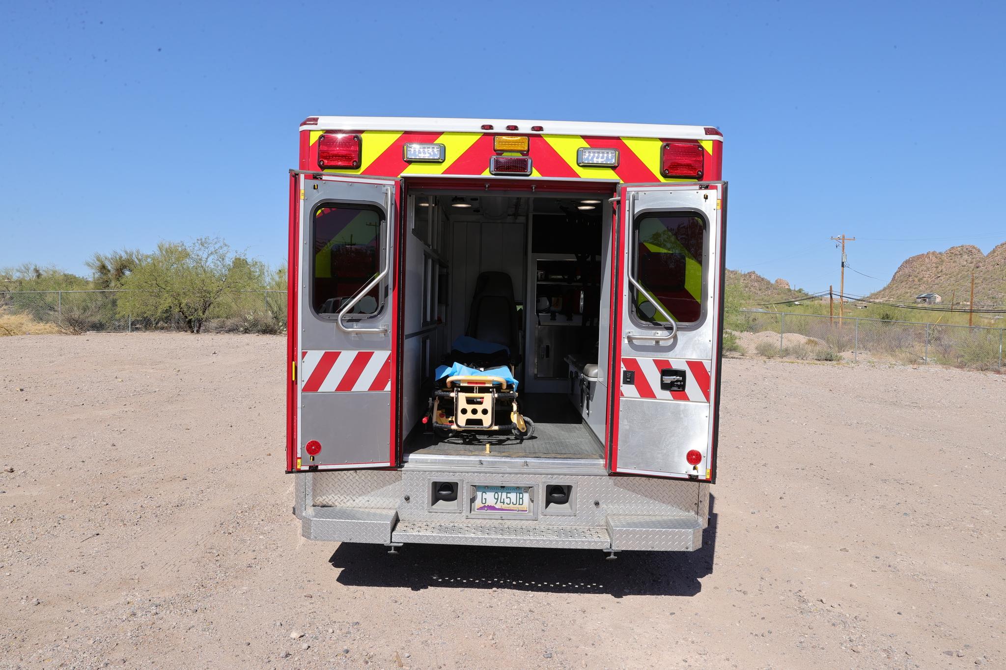 2018 Wheeled Coach F-350 Ambulance (with Stryker Stretcher) Type I - image 4