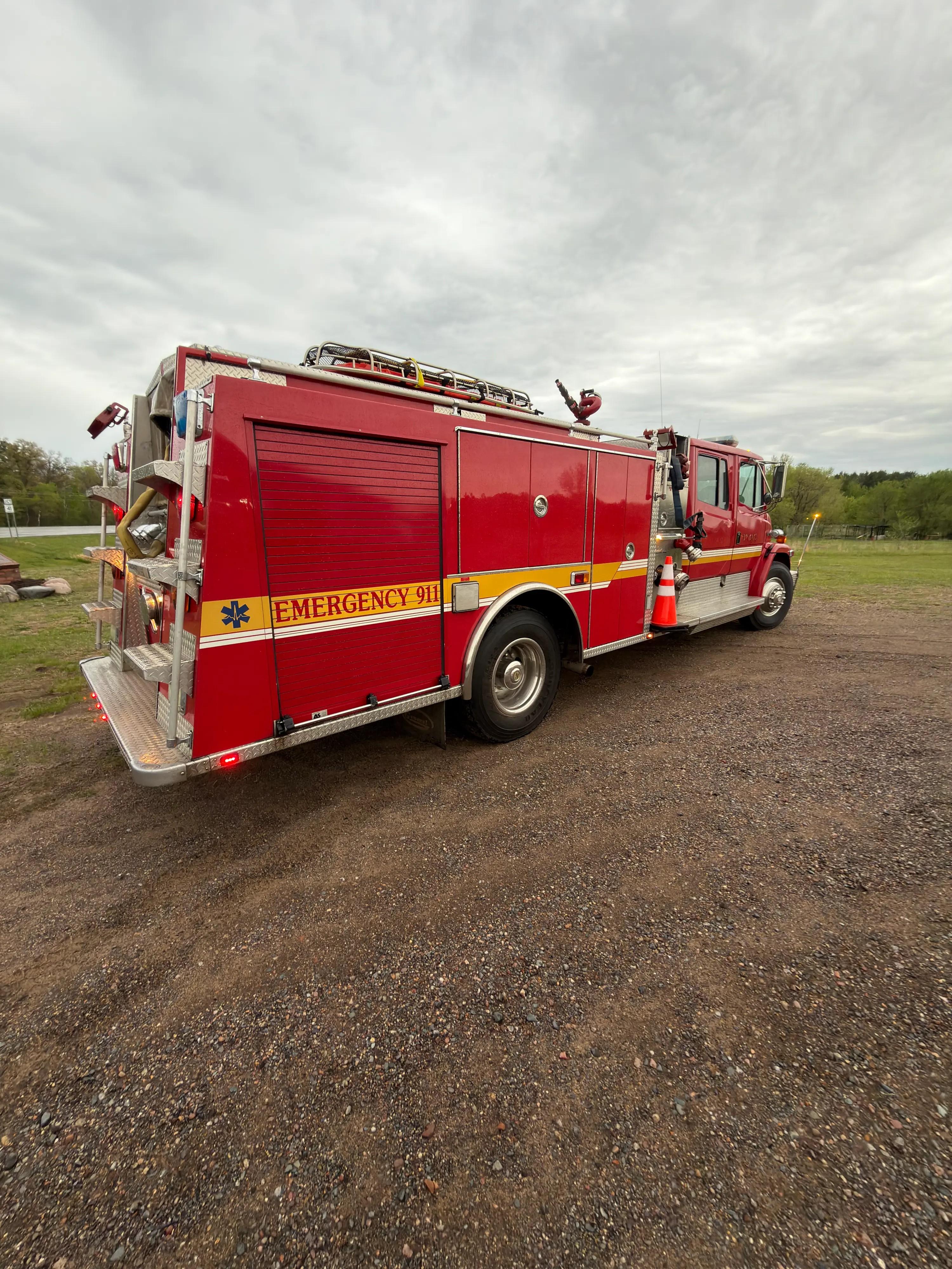1996 General Safety Freightliner Pumper - image 5