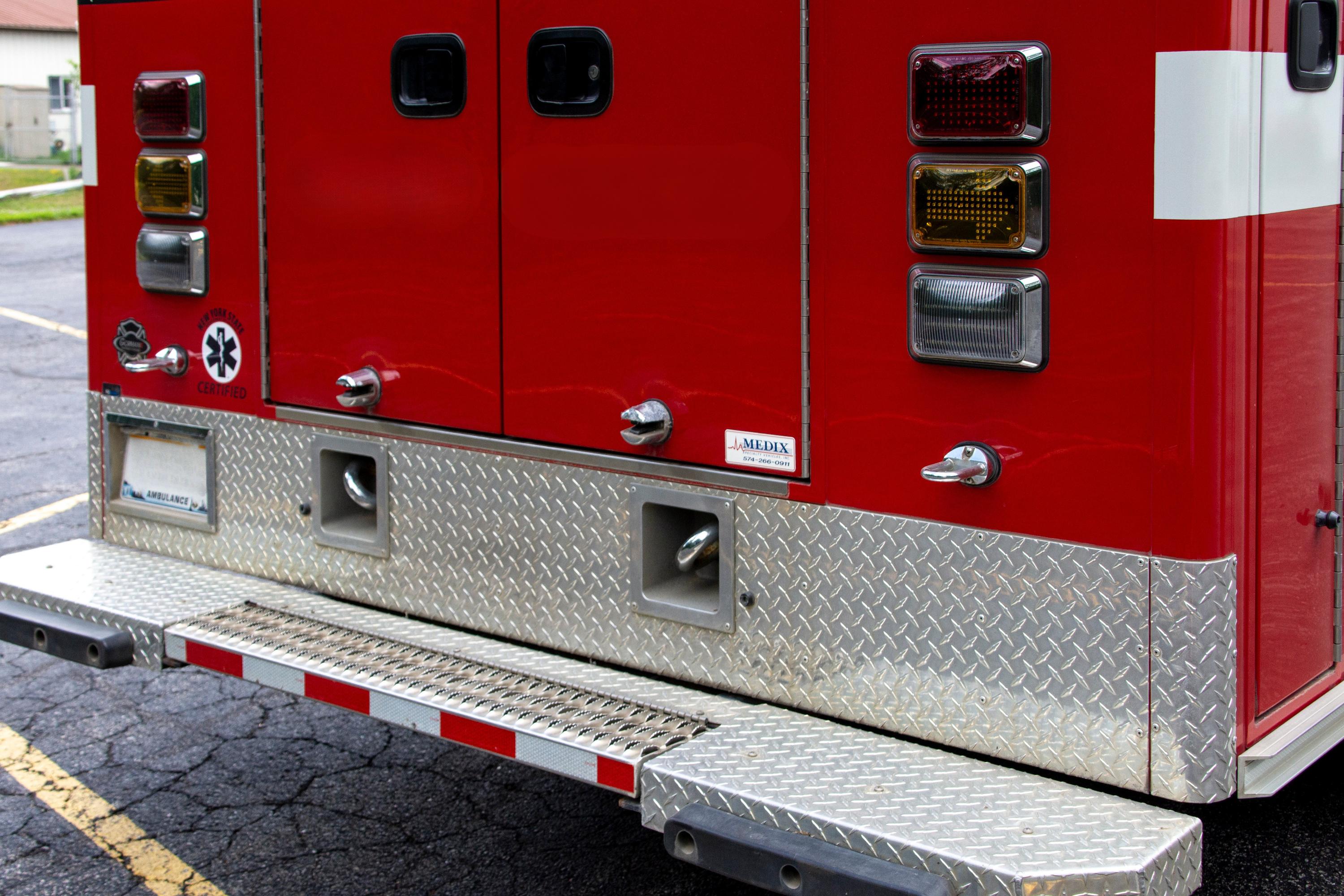 2016 F450 Medix 4x4 Type I - image 9