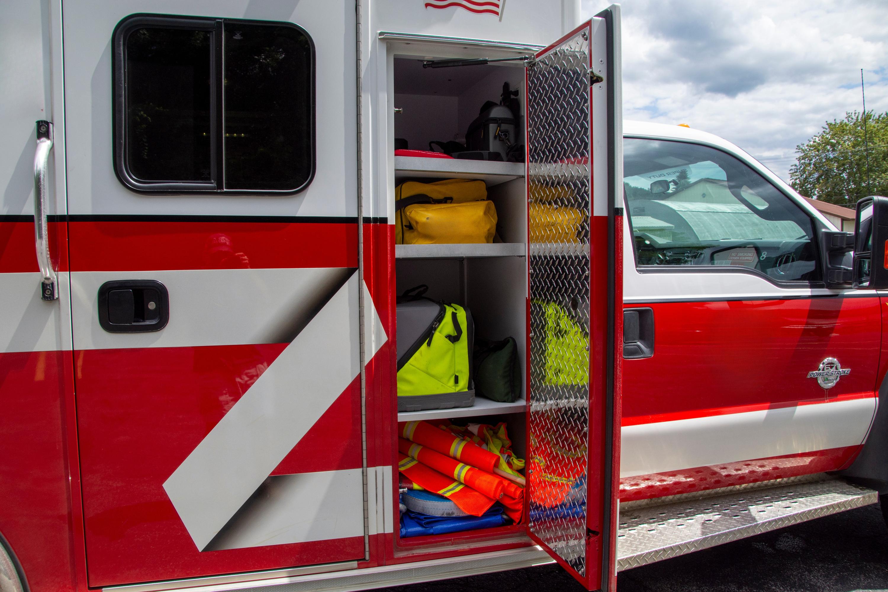 2016 F450 Medix 4x4 Type I - image 16