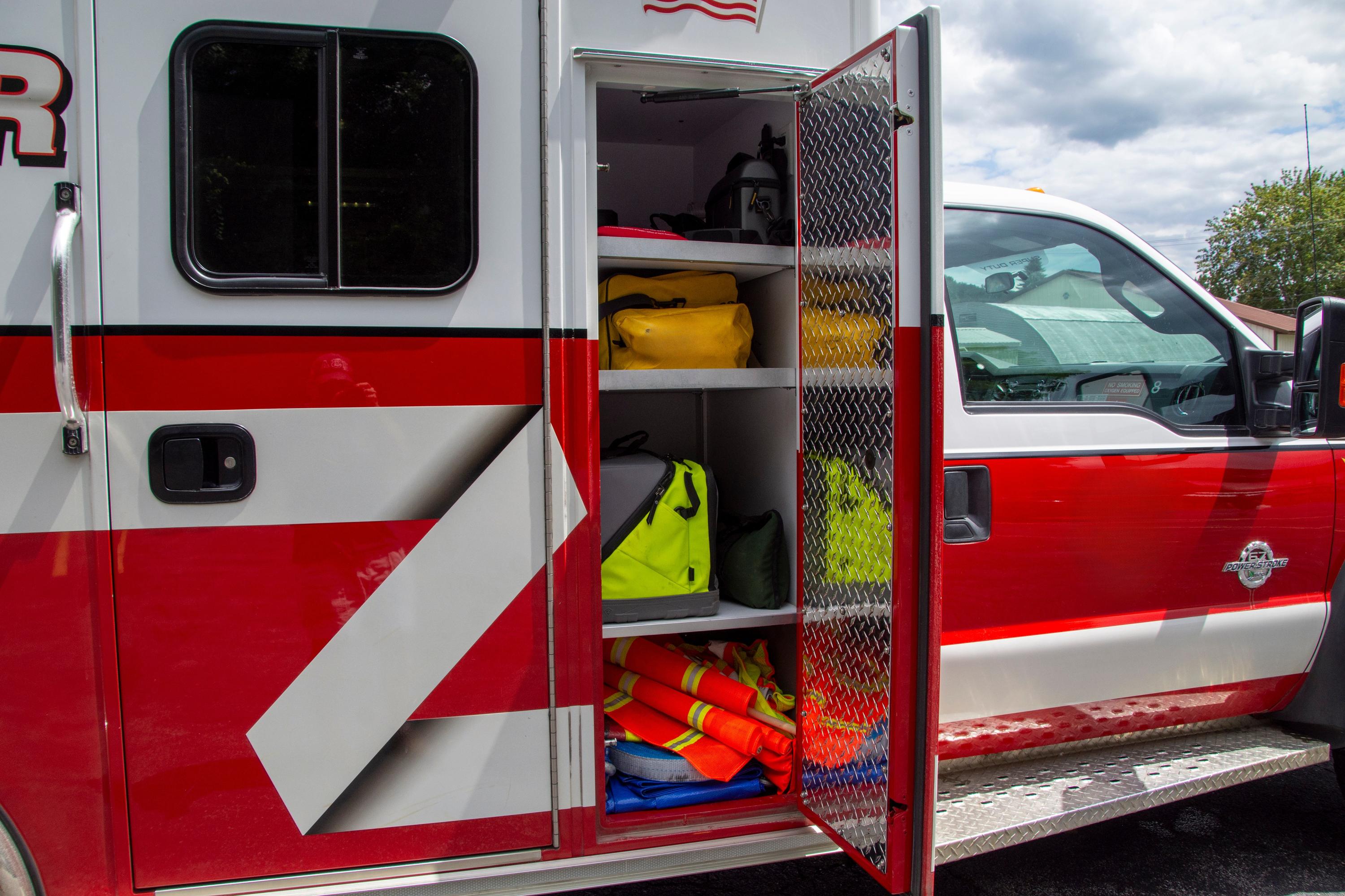 2016 F450 Medix 4x4 Type I - image 17
