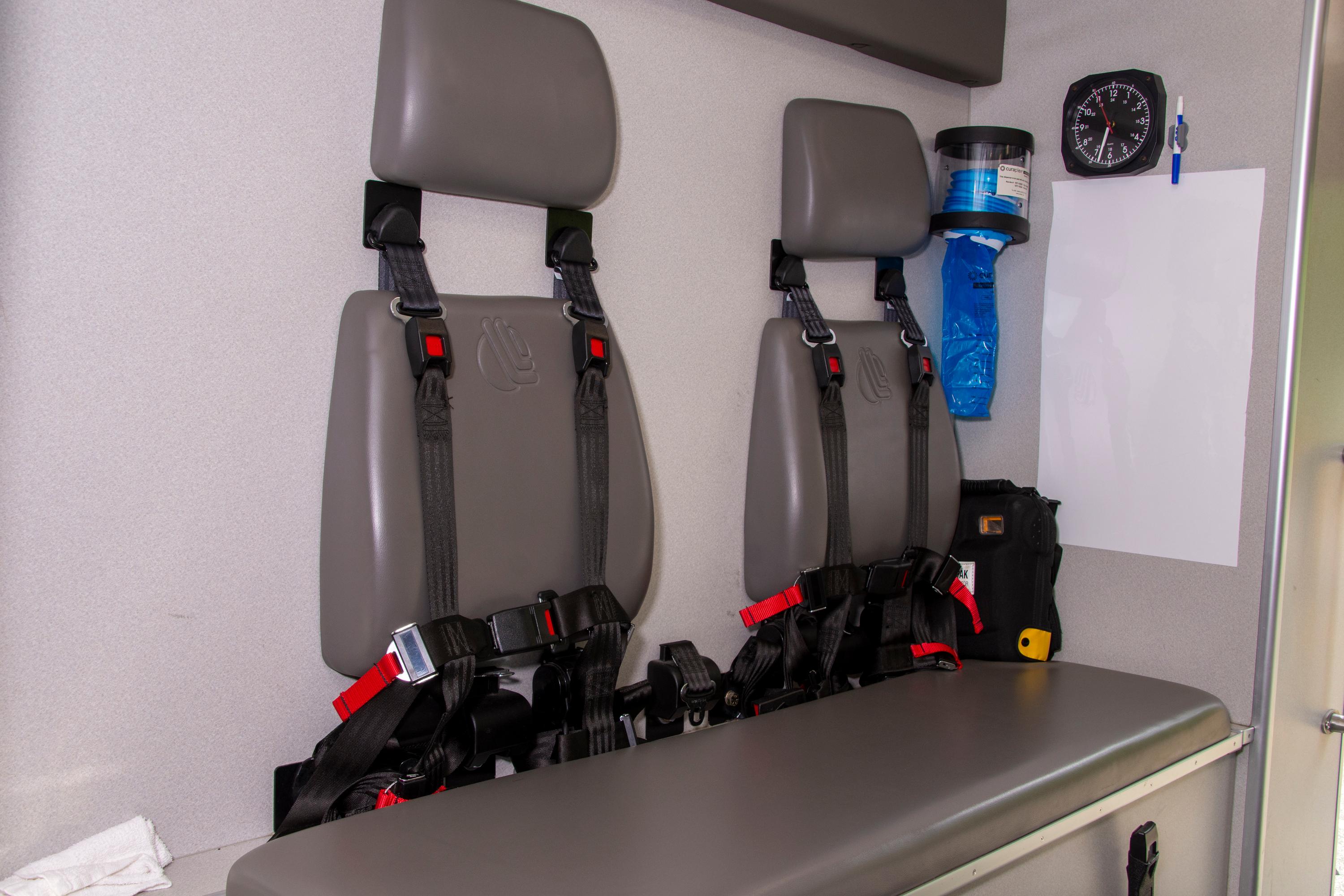 2016 F450 Medix 4x4 Type I - image 35