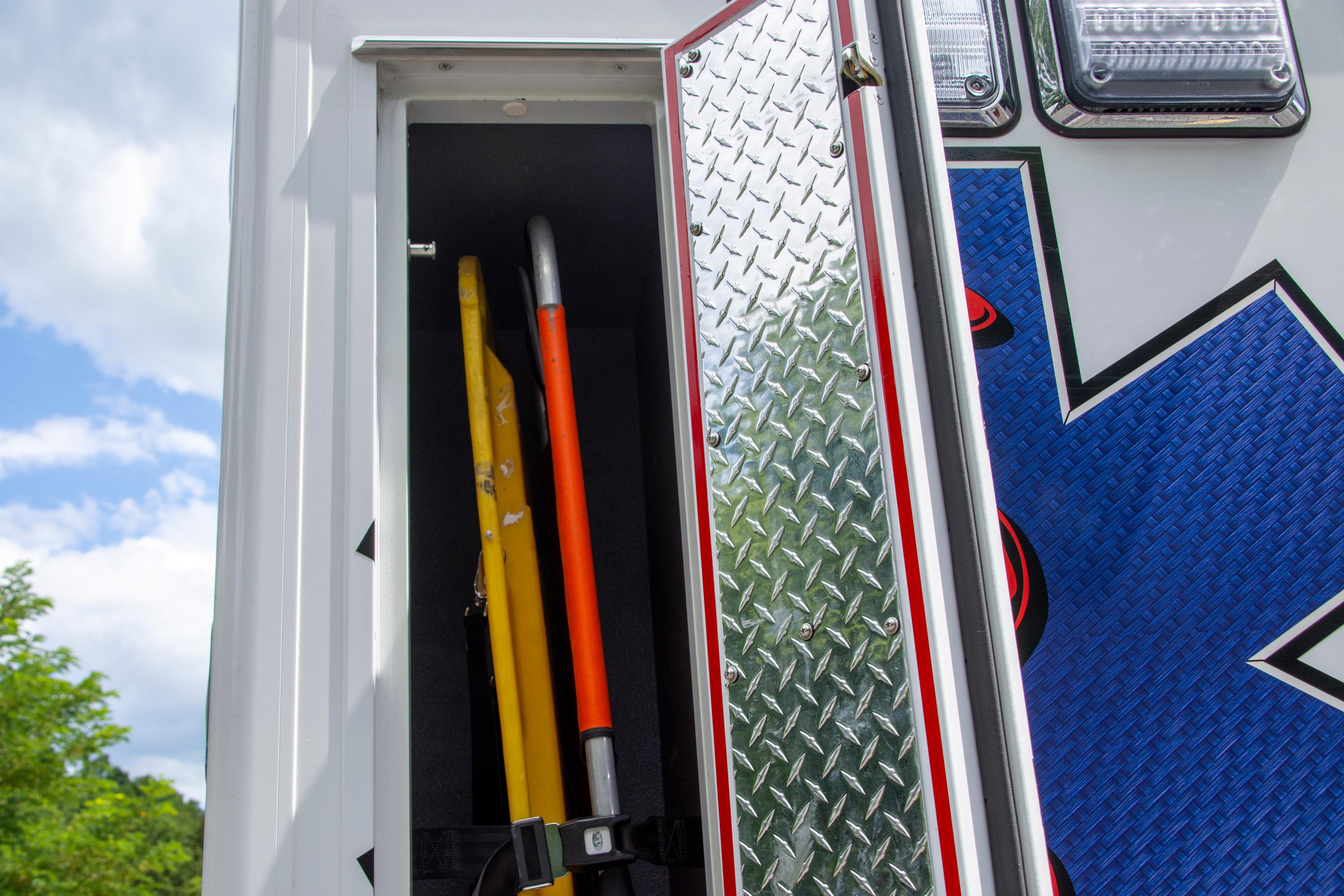 2016 F450 Medix 4x4 Type I - image 64
