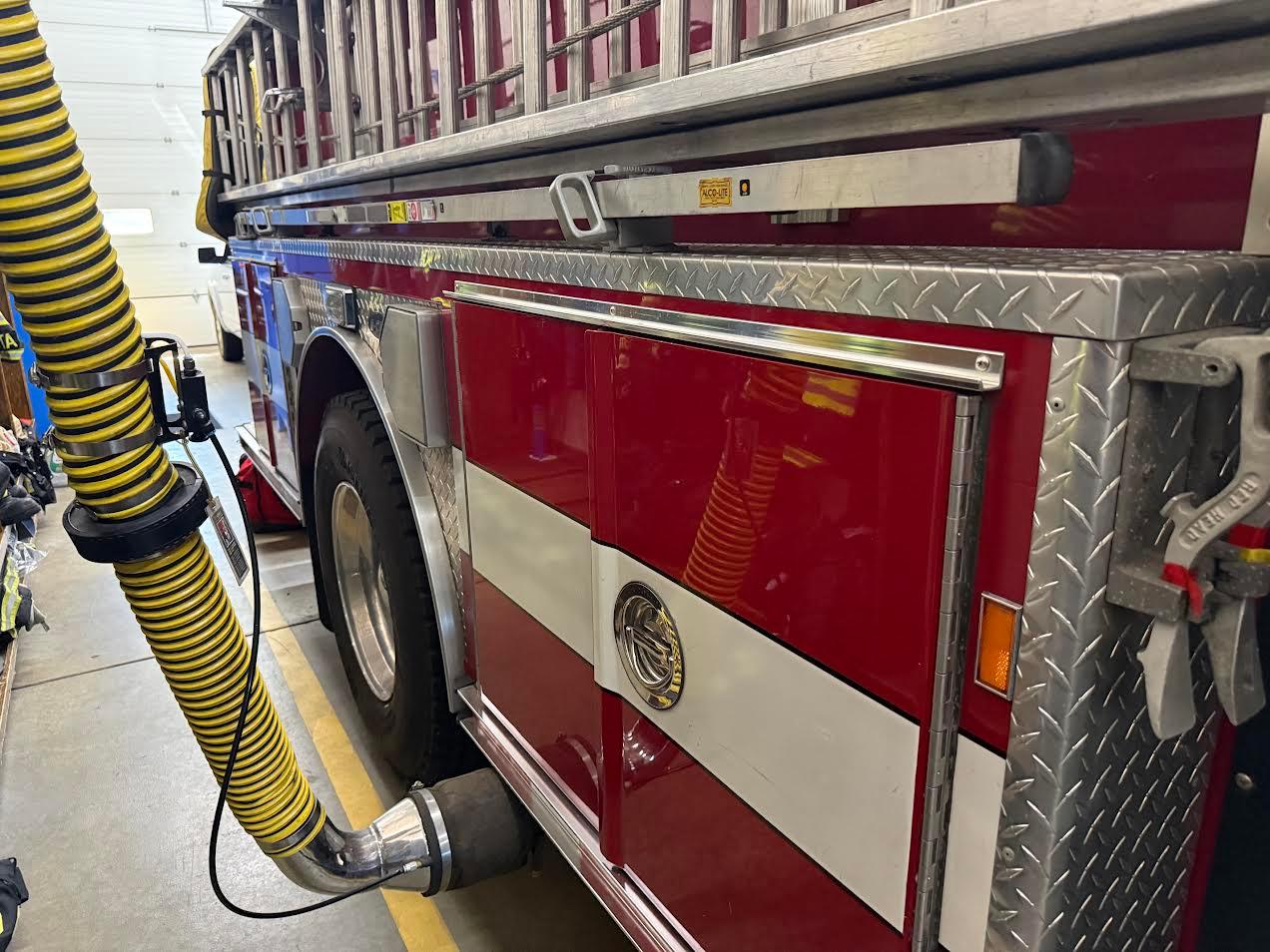 1994 E-One Hurricane Pumper - image 11