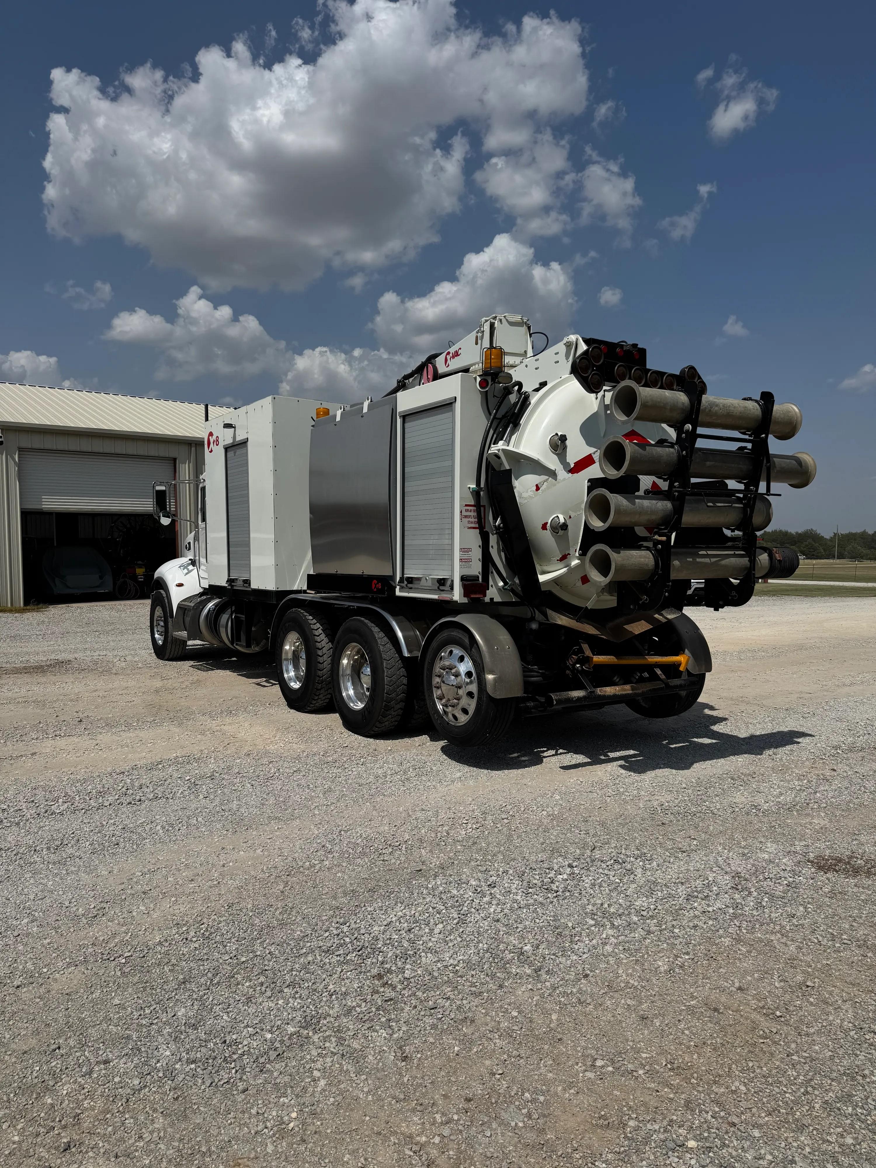 2019 Peterbilt X-Vac Hydrovac - image 5