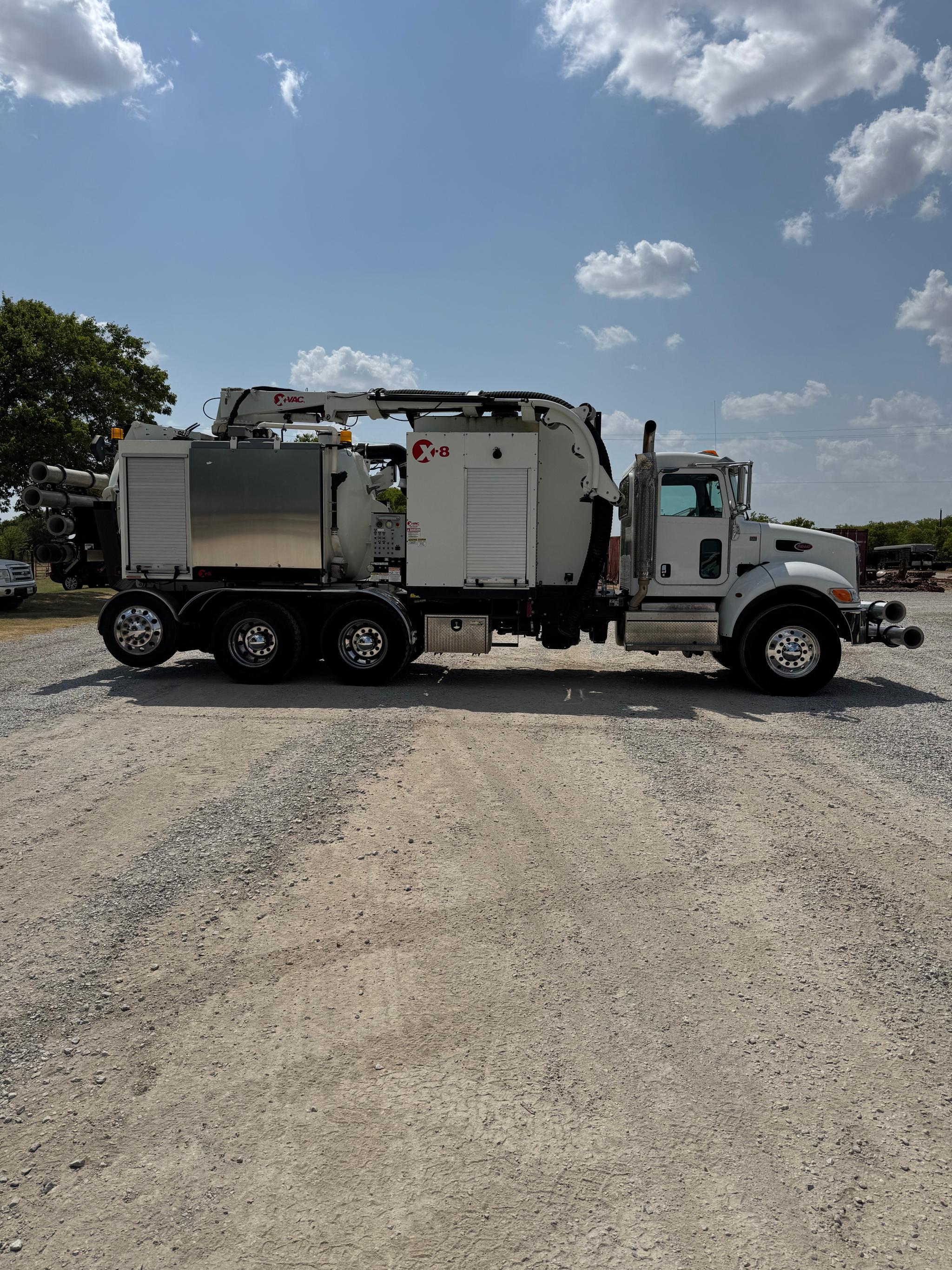 2019 Peterbilt X-Vac Hydrovac - image 2