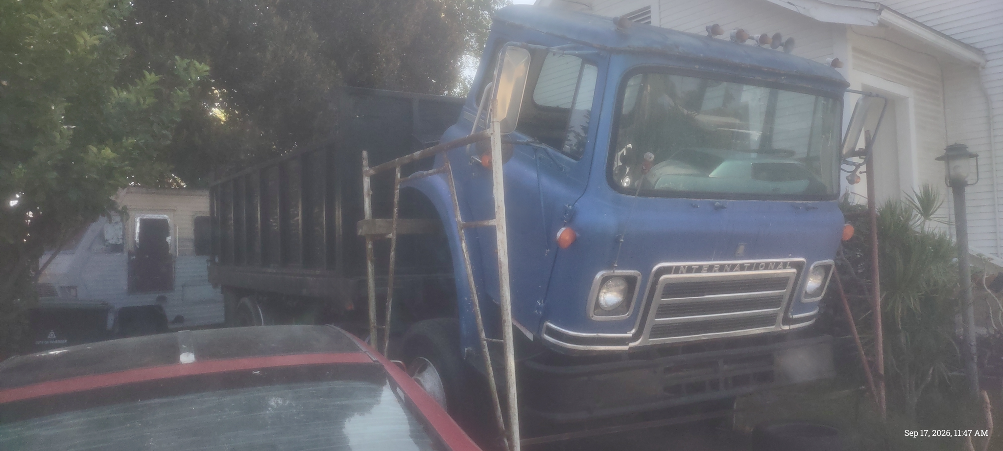 1980 International CabStar Dump Truck - image 4