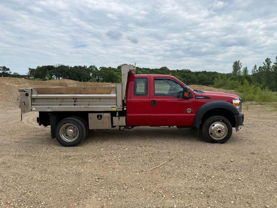 2015 Ford F550 Dump Truck - image 4