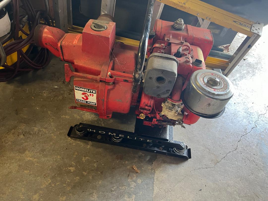 Homelite 3" Trash Pump w/ Strainer 
