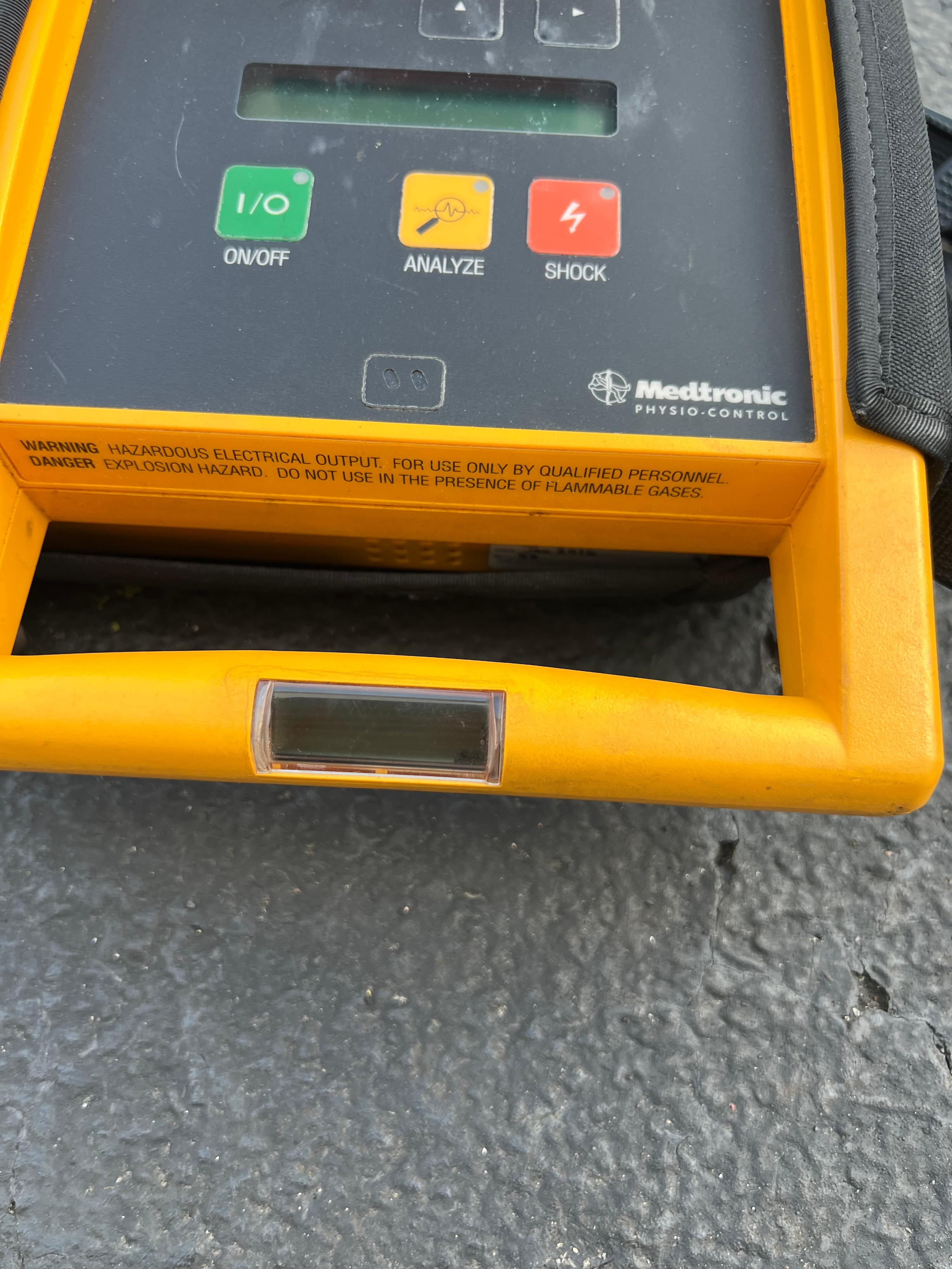 Lifepak 500 AED - image 4