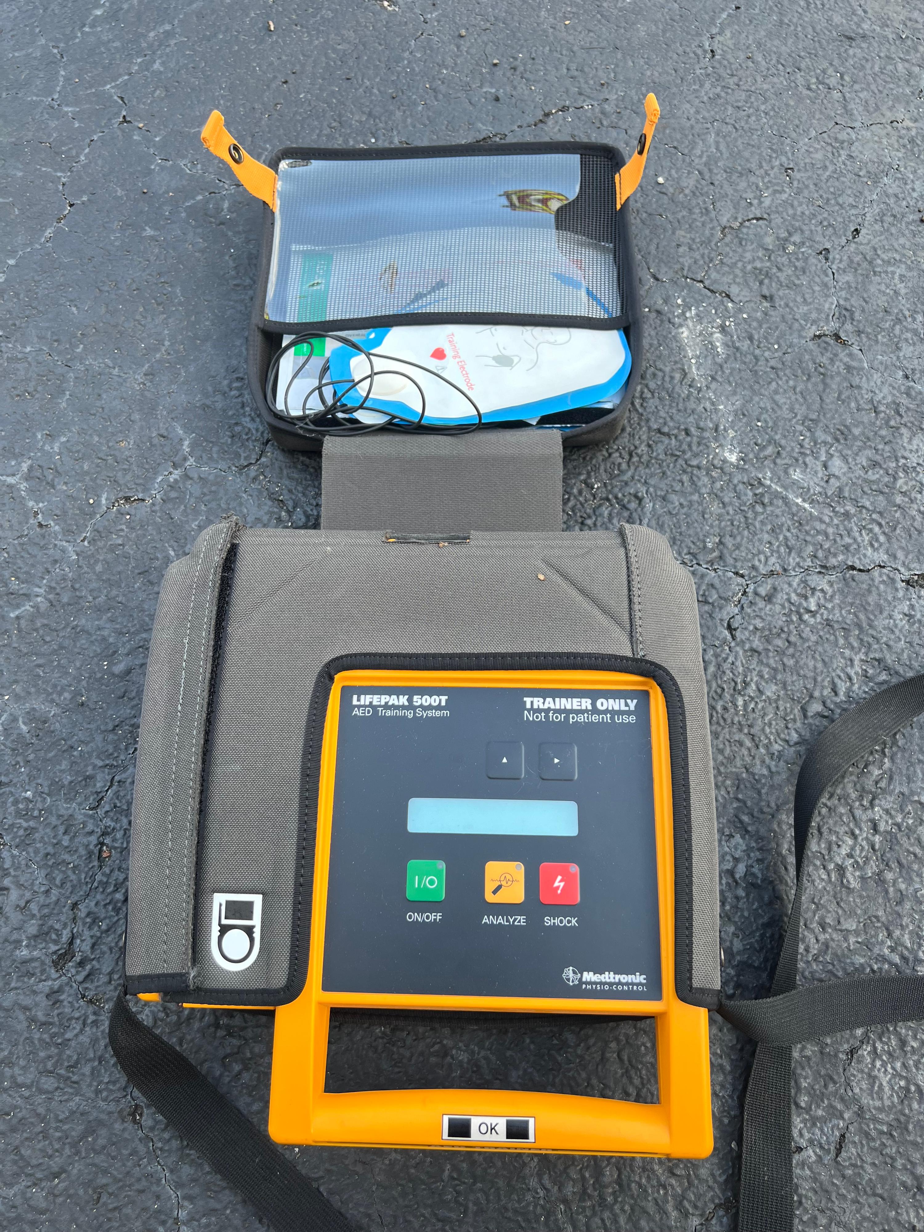 Lifepak 500T AED (Training Unit) - image 2