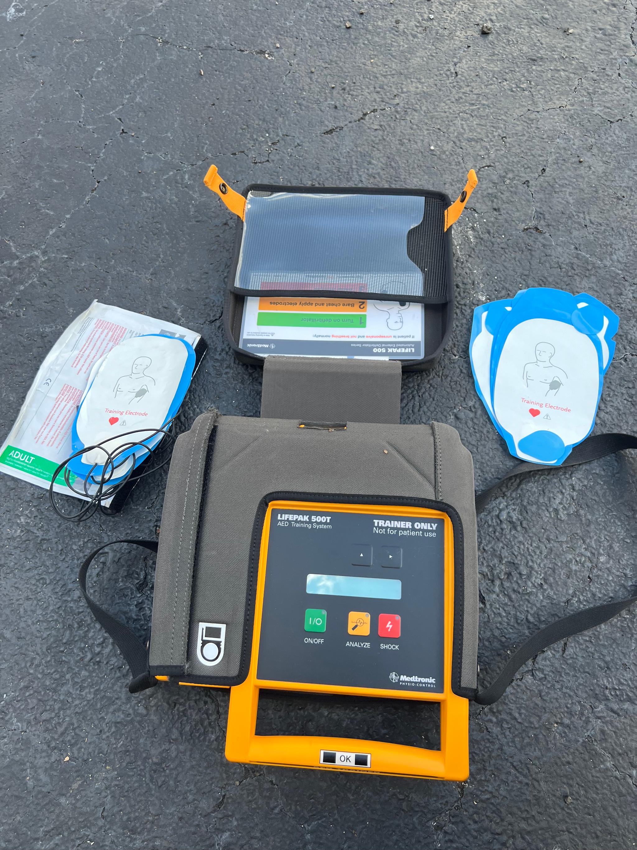 Lifepak 500T AED (Training Unit) - image 4