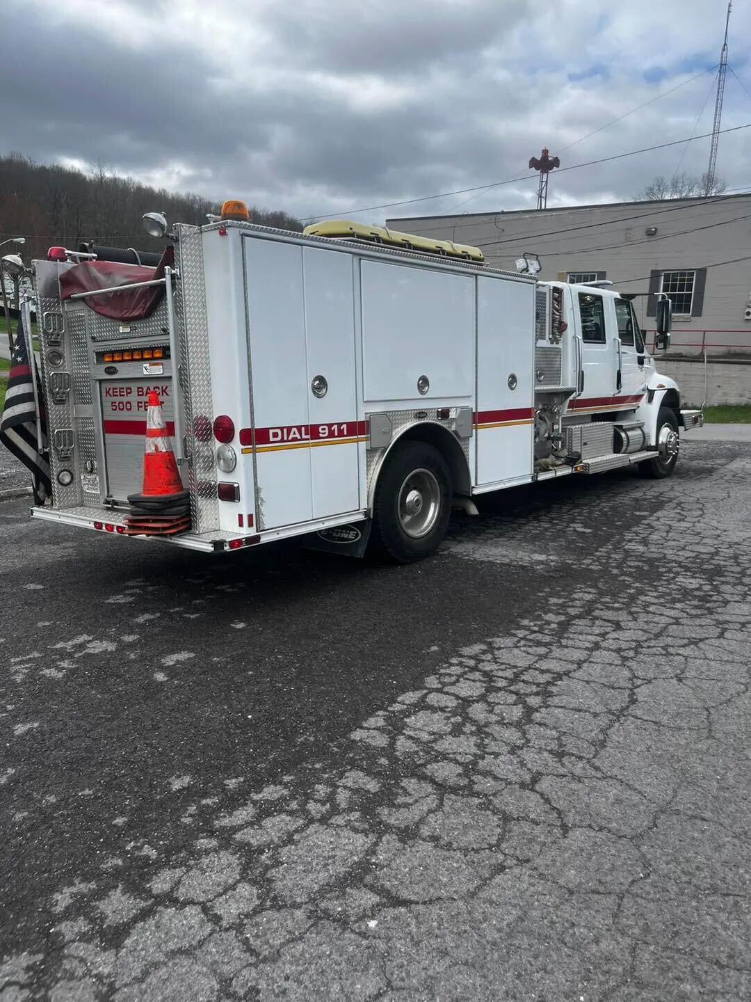 2004 E-One Engine/Rescue