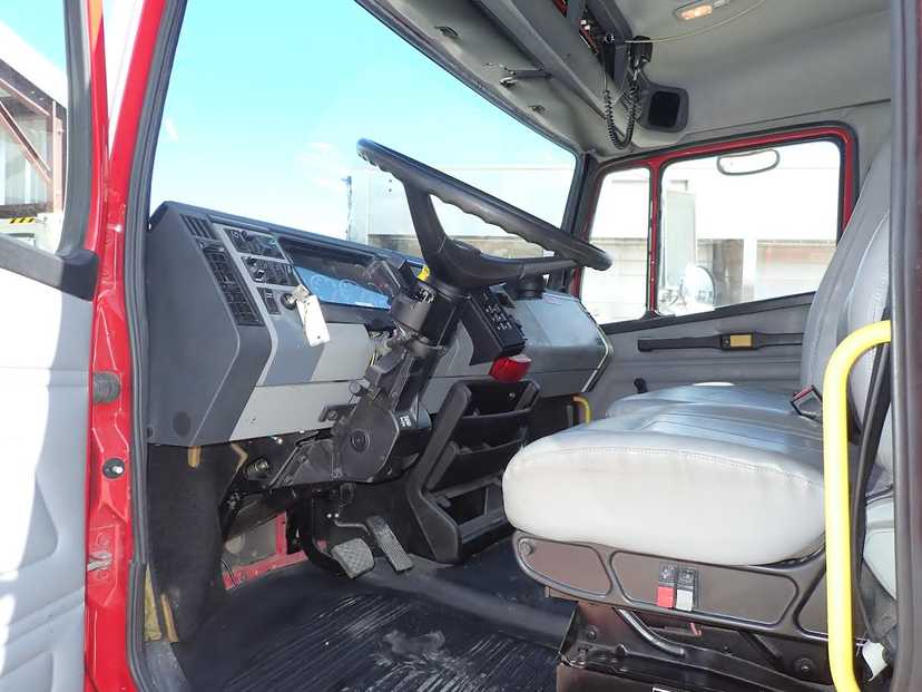 2001 Alexis Freightliner Pumper — photo 7