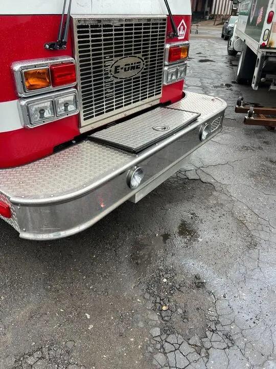 1998 E-One Pumper Tanker - image 10