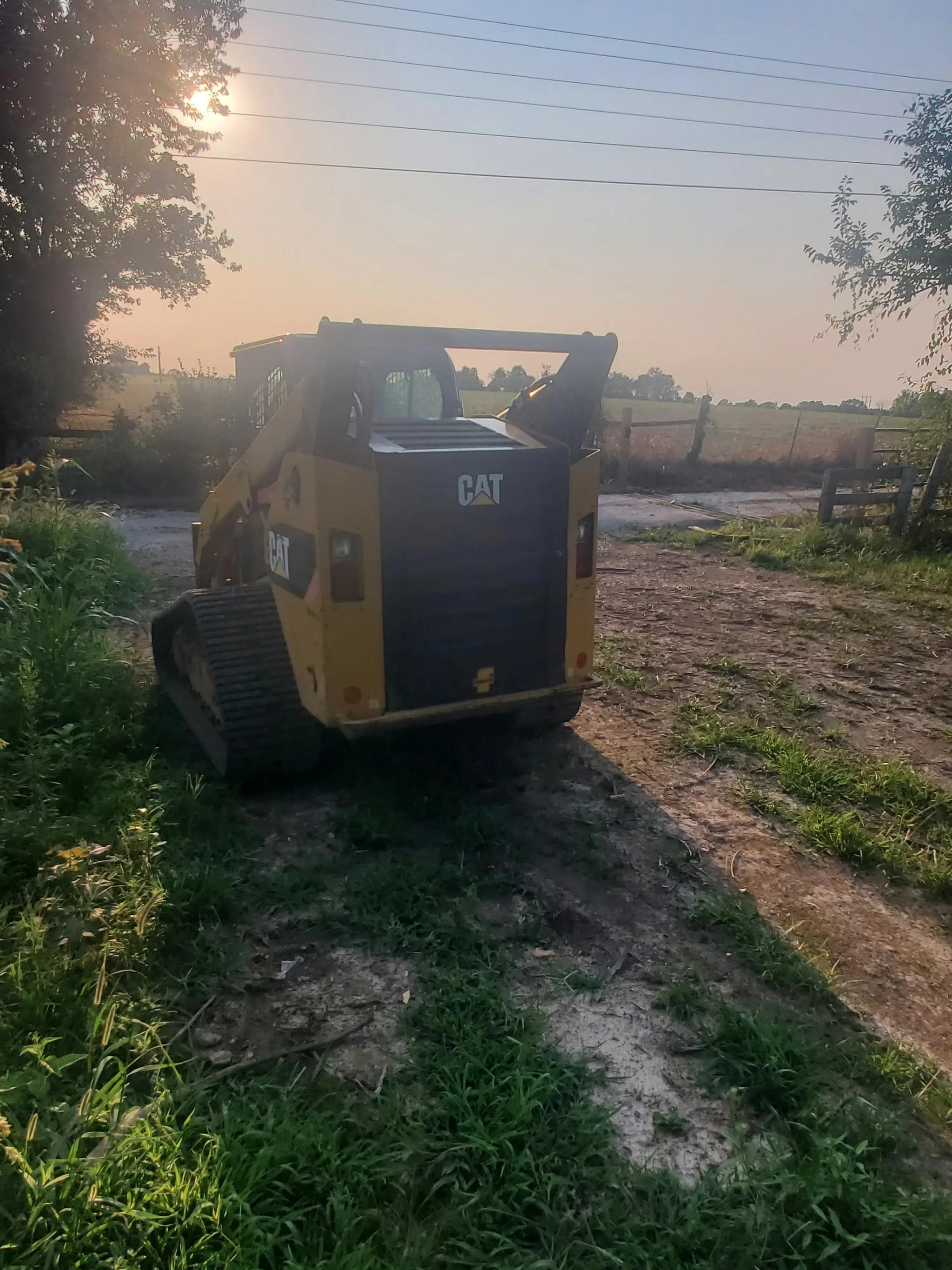 Skid Steer - image 4