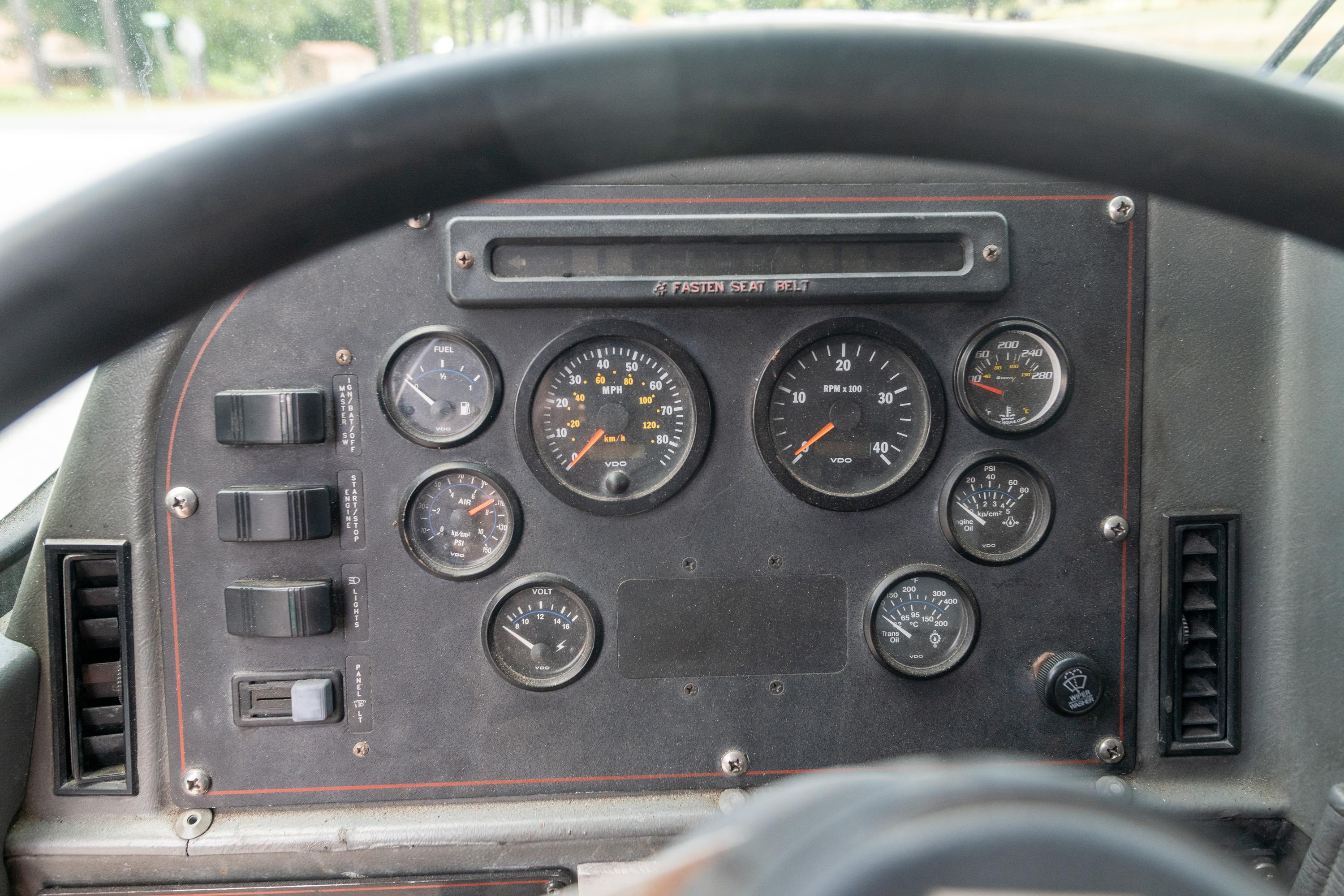 1997 E-One 75' Aerial - image 33