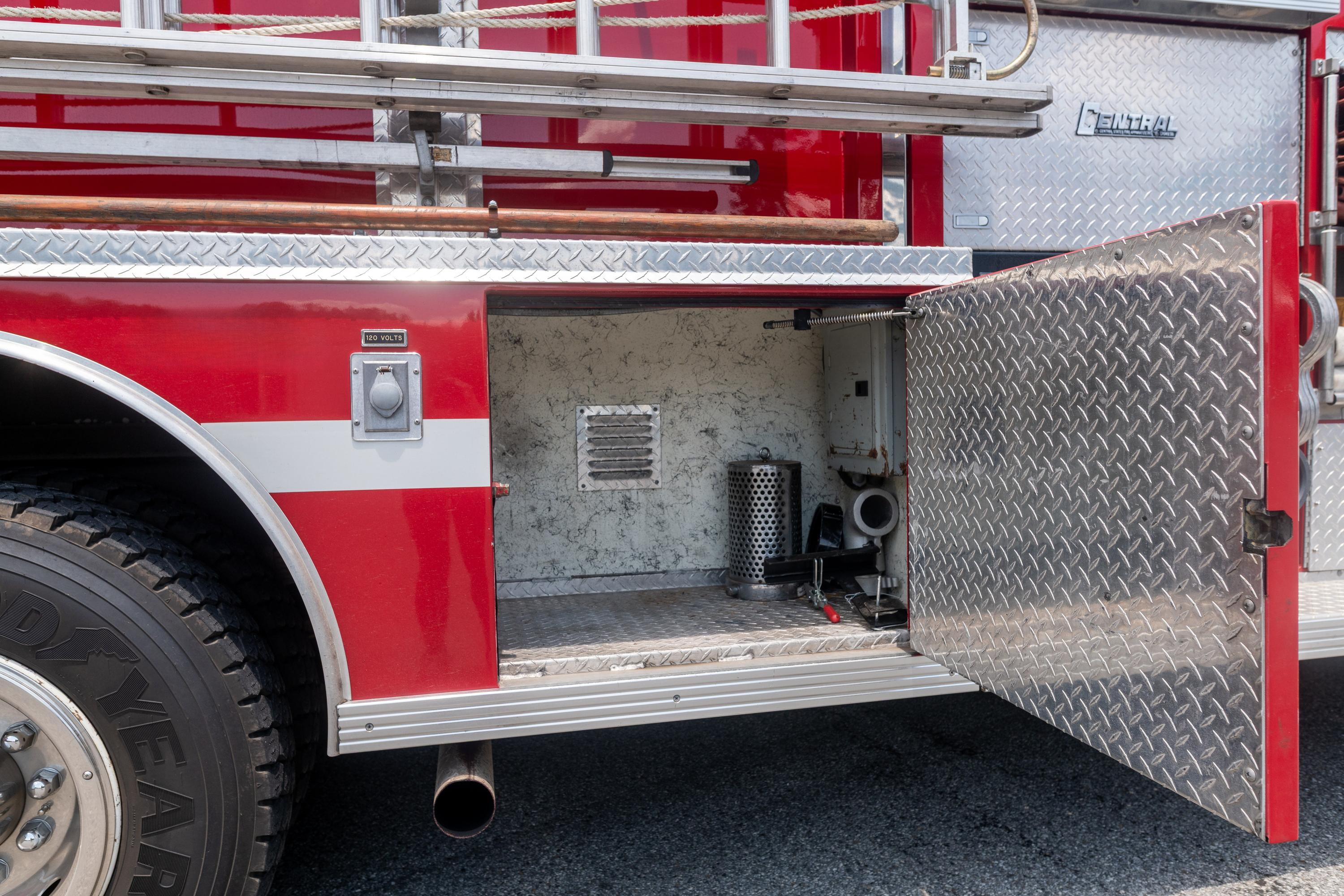 1997 Central States Freightliner Pumper Tanker - image 14