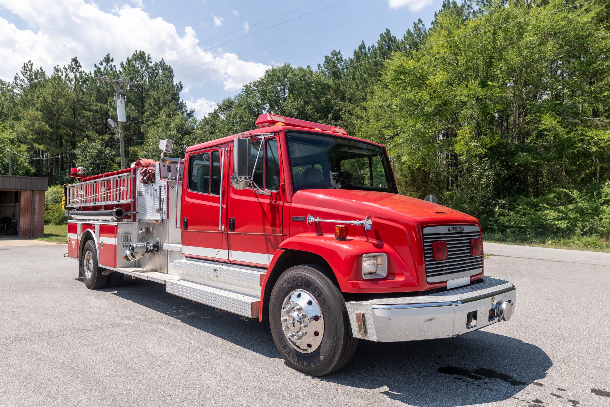 1997 GATCO Freightliner Pumper Tanker - image 1