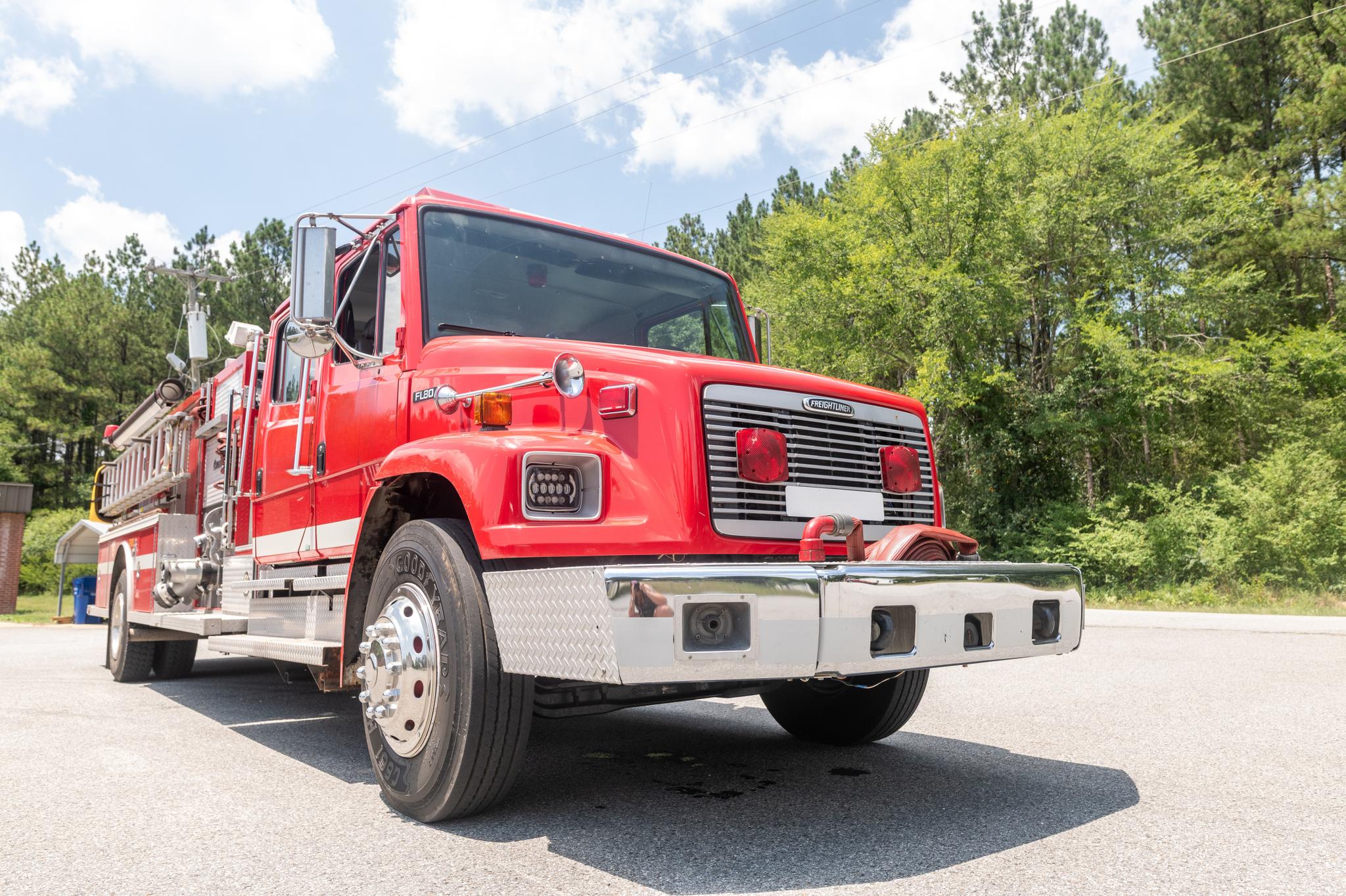 1997 Central States Freightliner Pumper Tanker - image 3