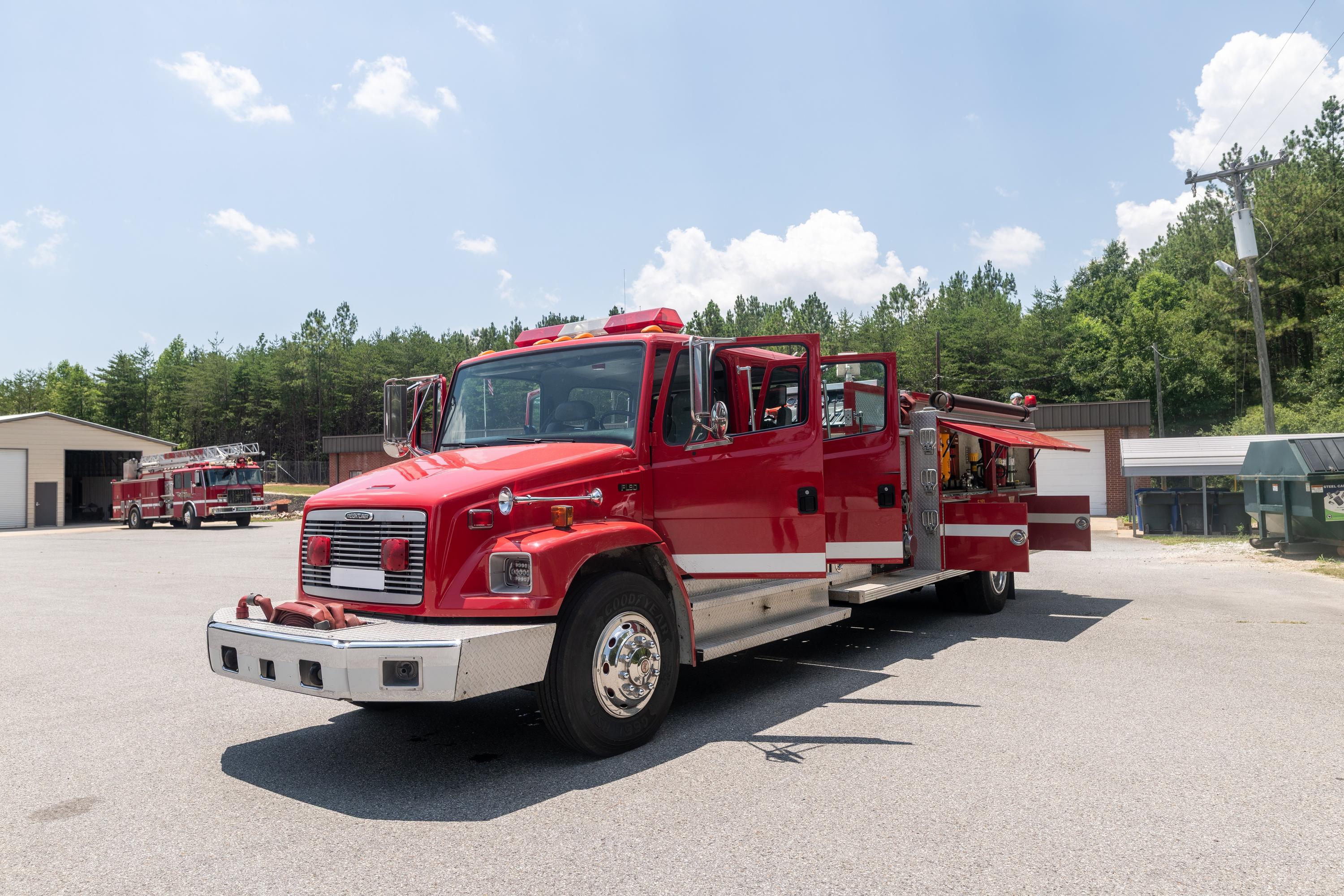 1997 Central States Freightliner Pumper Tanker - image 1