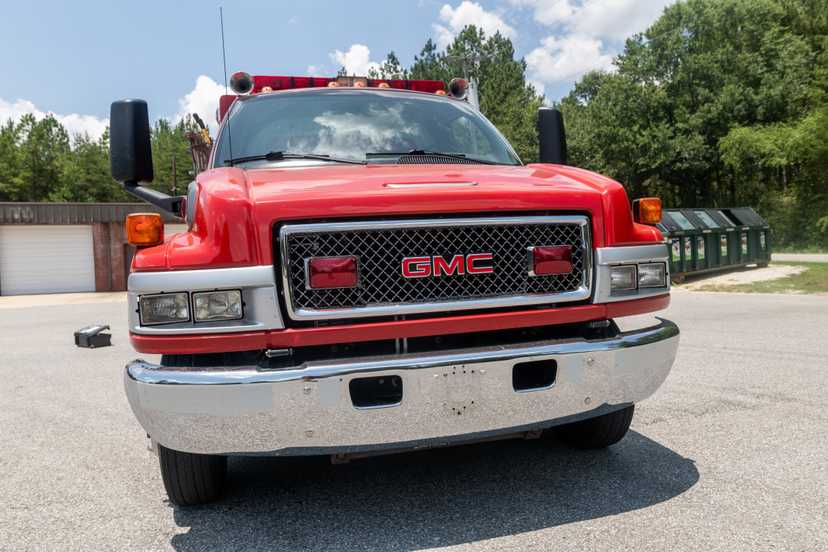 2003 GMC Squad — photo 5