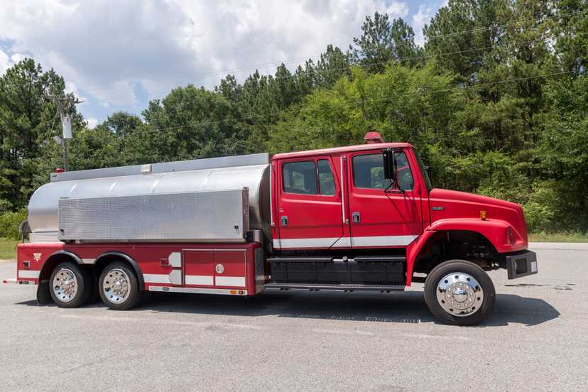 2003 Freightliner Tanker