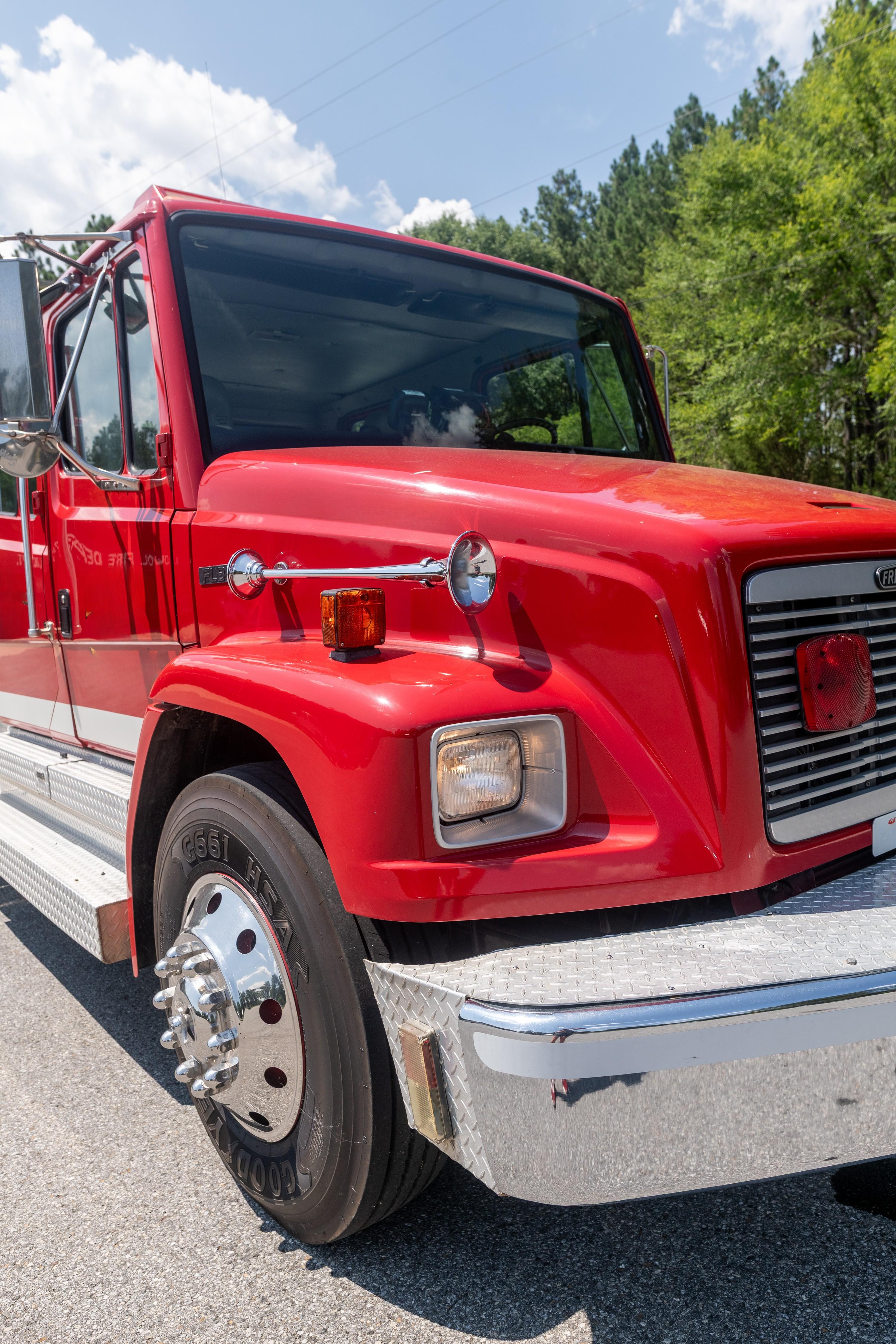 1997 GATCO Freightliner Pumper Tanker - image 11