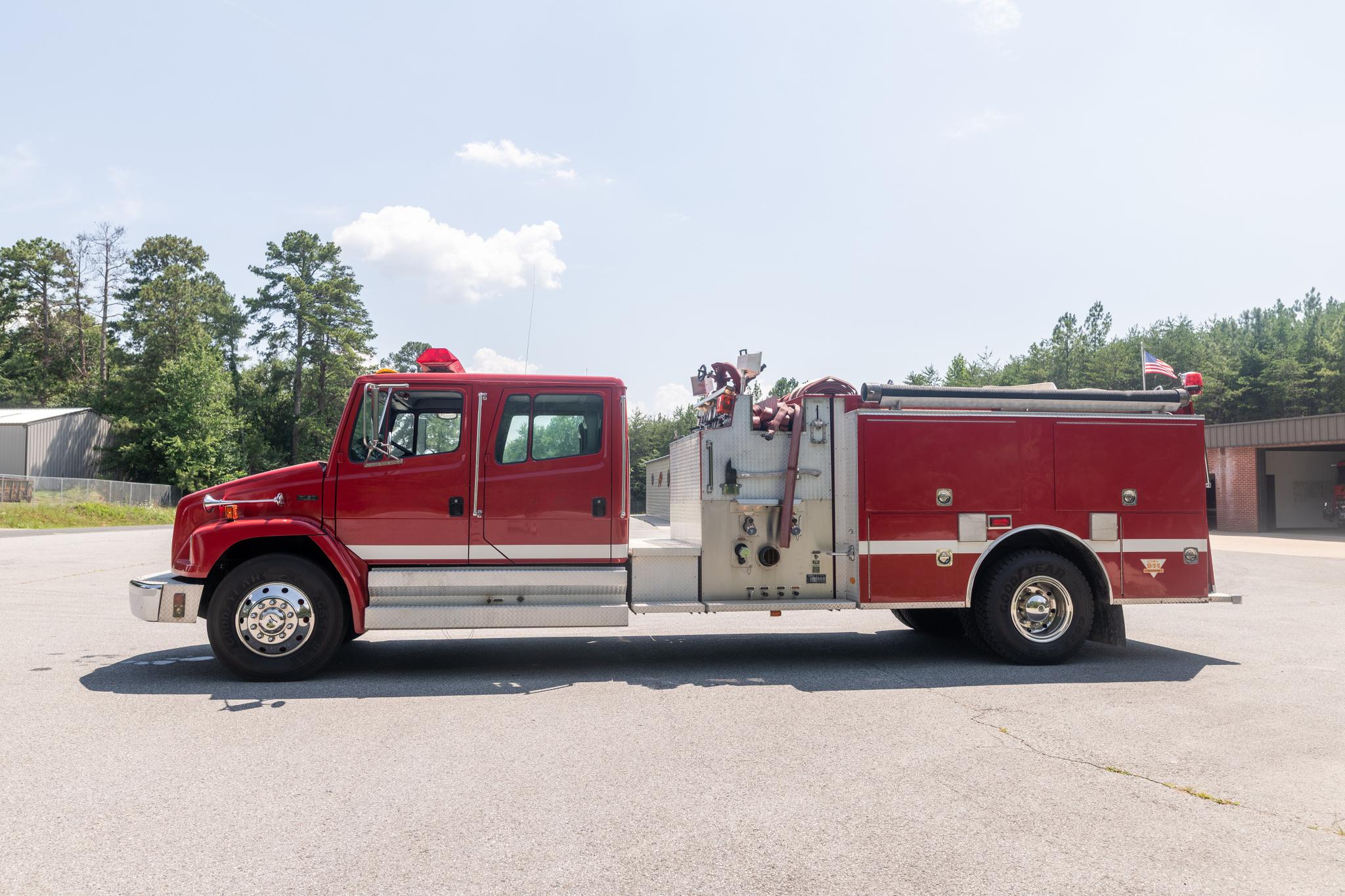 1997 GATCO Freightliner Pumper Tanker - image 3