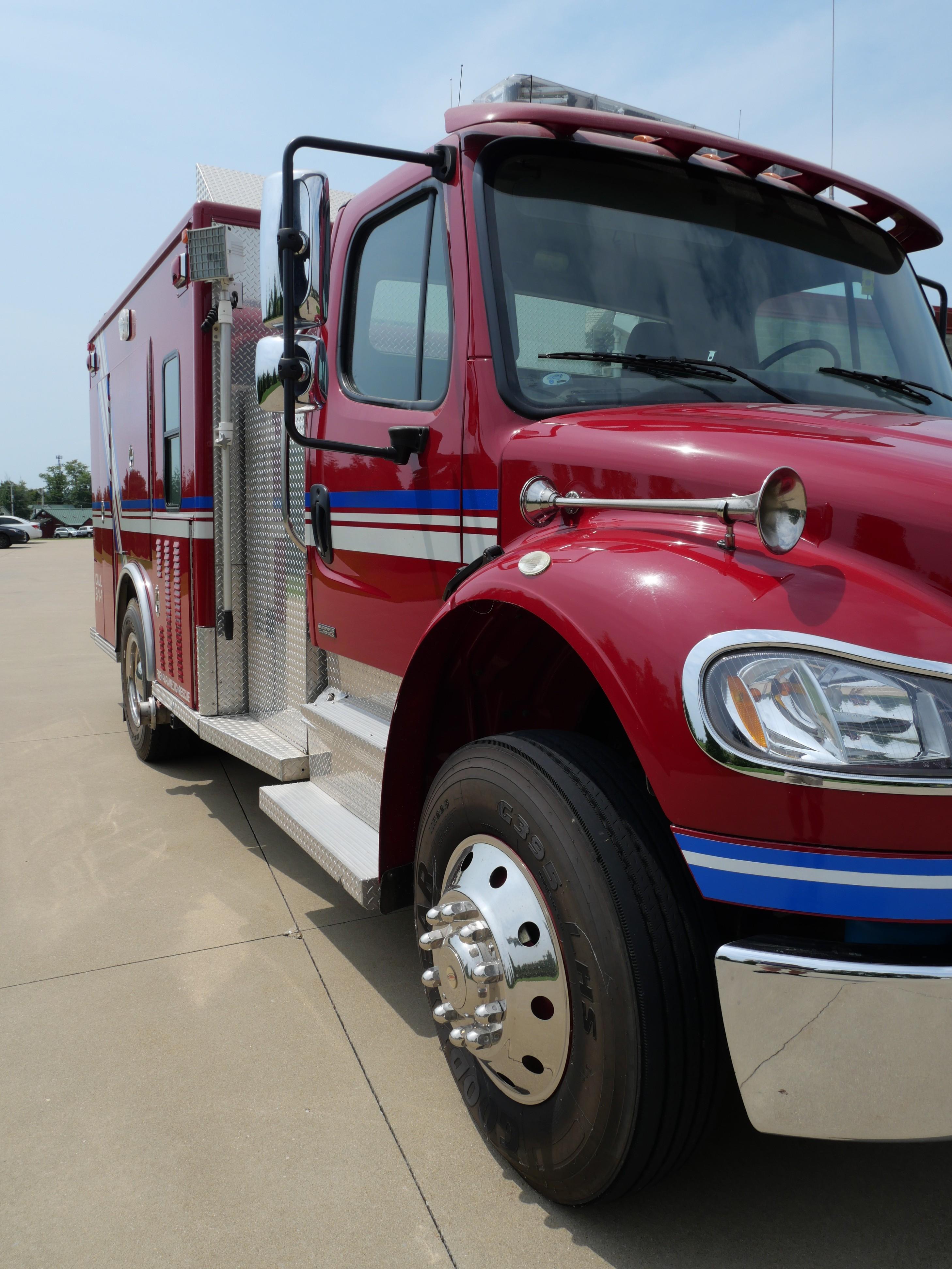 2008 Precision Freightliner Medium Rescue - image 2