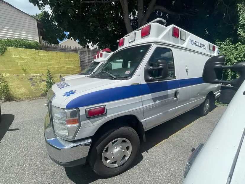 2014 Ford Type II Ambulance — photo 7