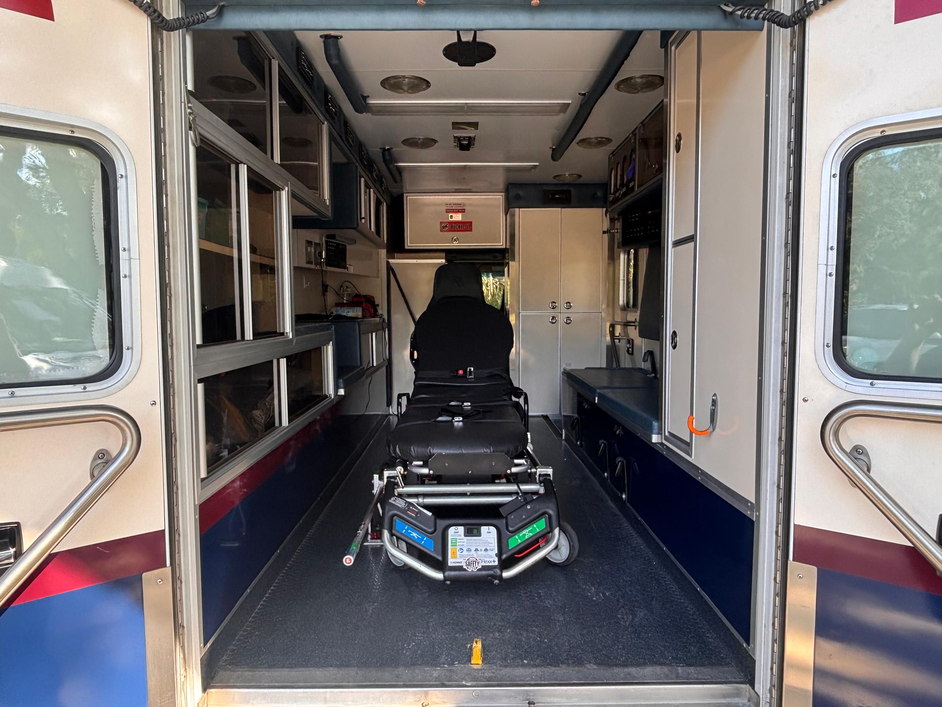 2008 Horton Chevrolet Type I Ambulance - image 11