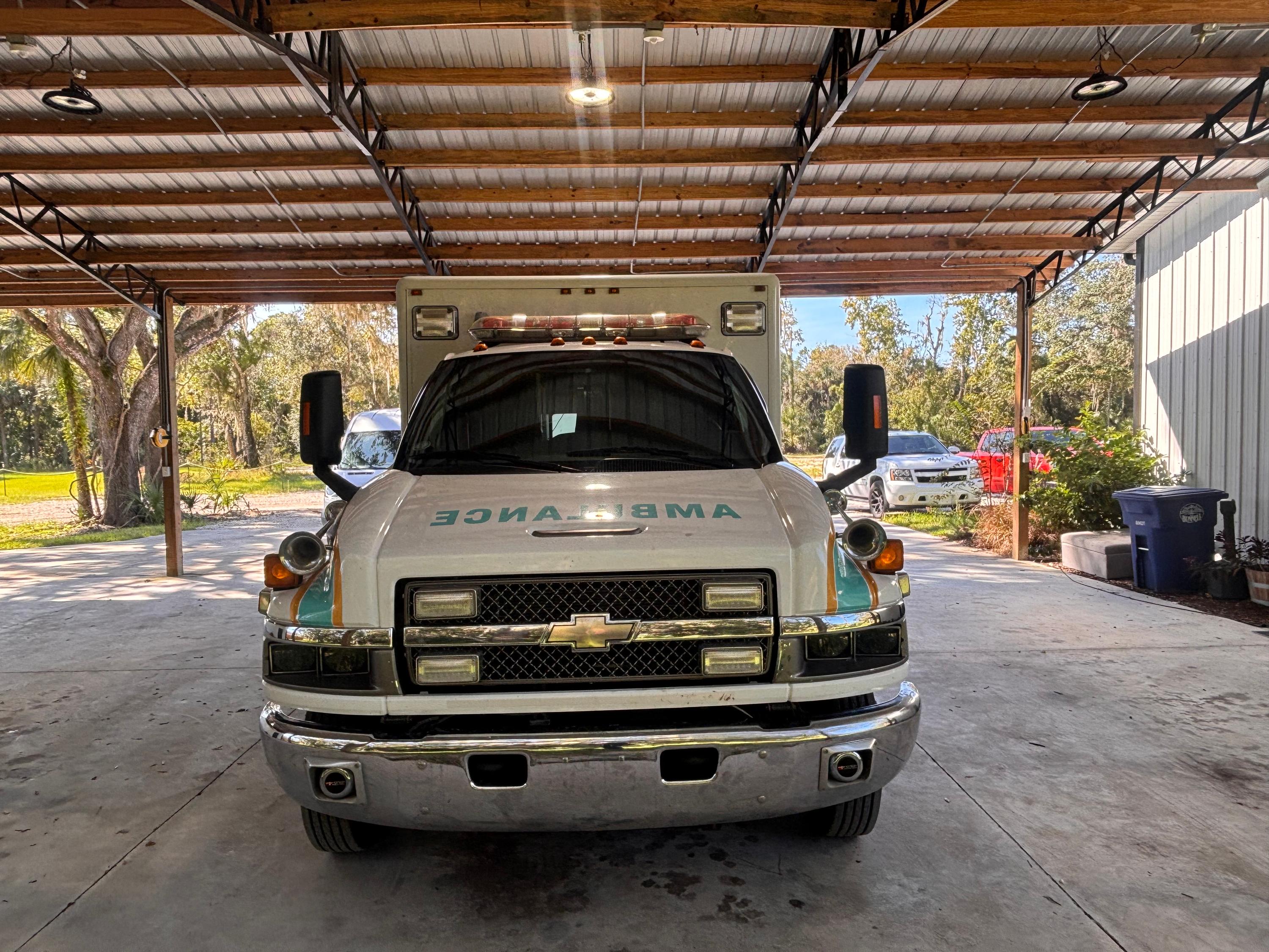 2008 Horton Chevrolet Type I Ambulance - image 2
