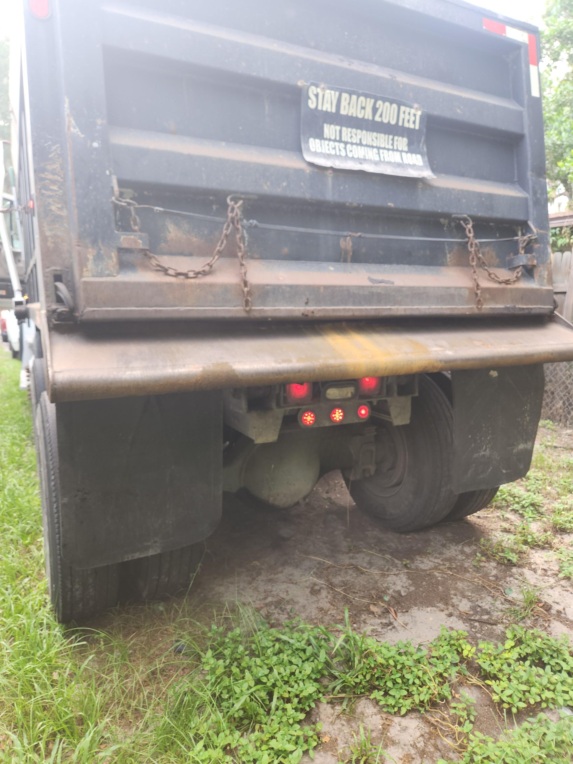 2006 Sterling LT9500 Dump Truck - image 4