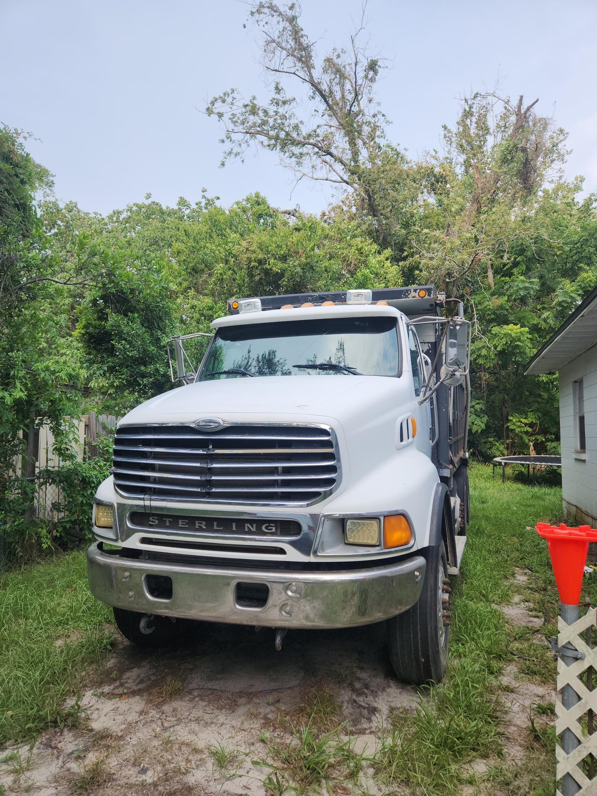 2006 Sterling LT9500 Dump Truck - image 2