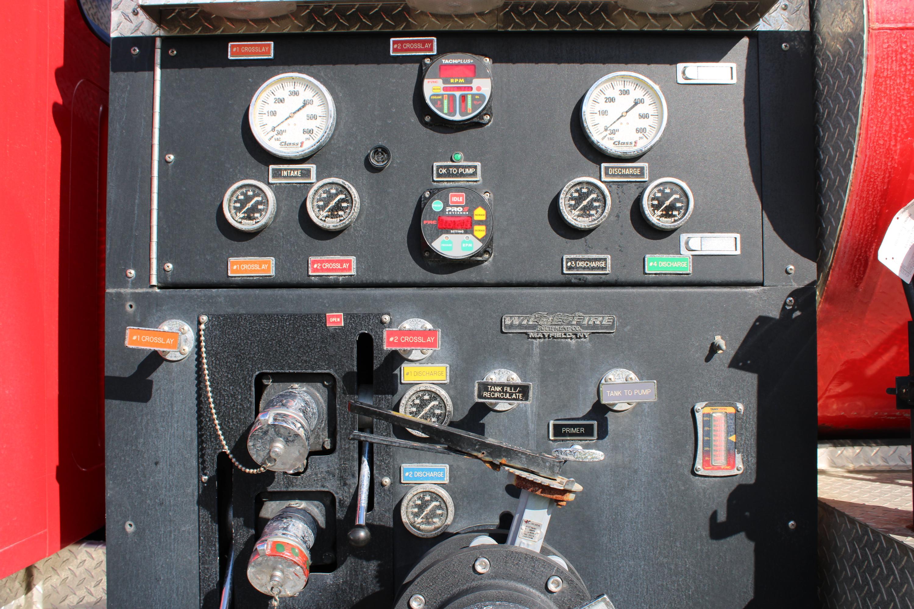 2002 International Tanker 1000/3000 - image 15