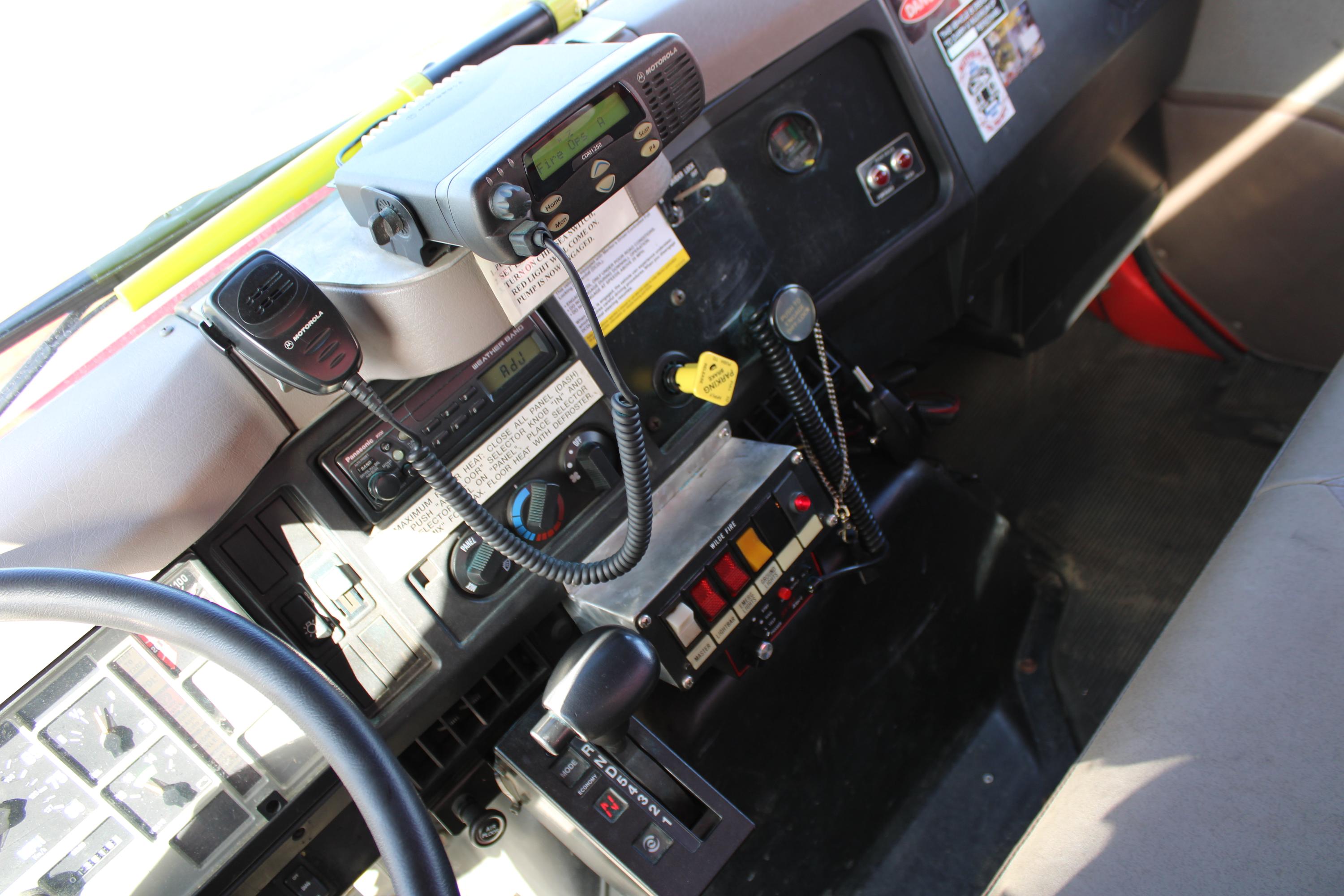 2002 International Tanker 1000/3000 - image 29