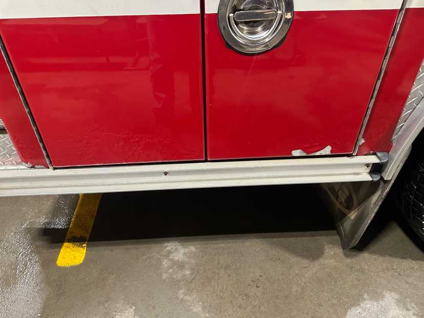 1999 E-One Freightliner Pumper — photo 4