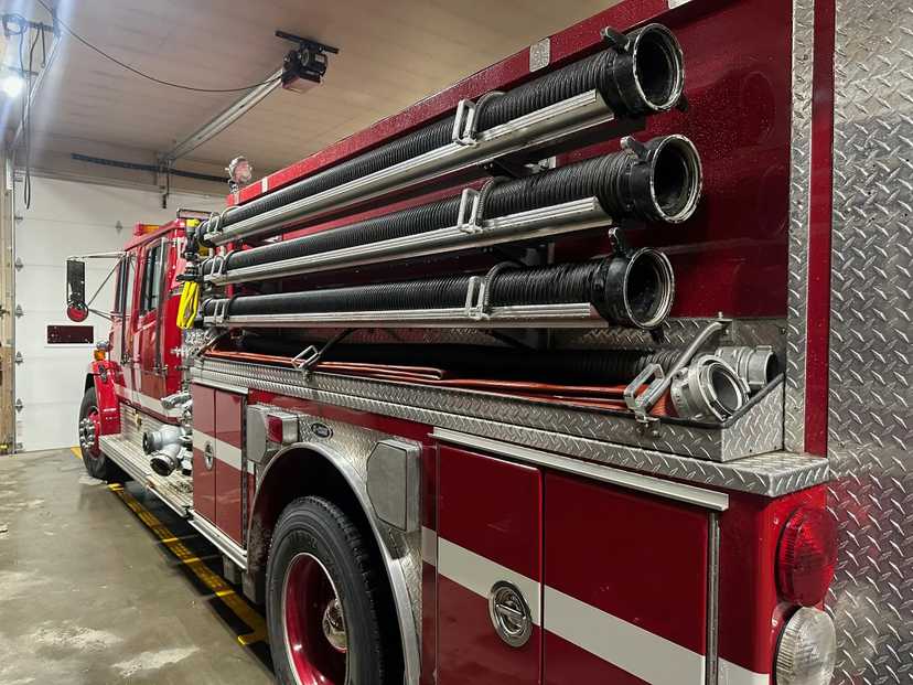 1999 E-One Freightliner Pumper — photo 3