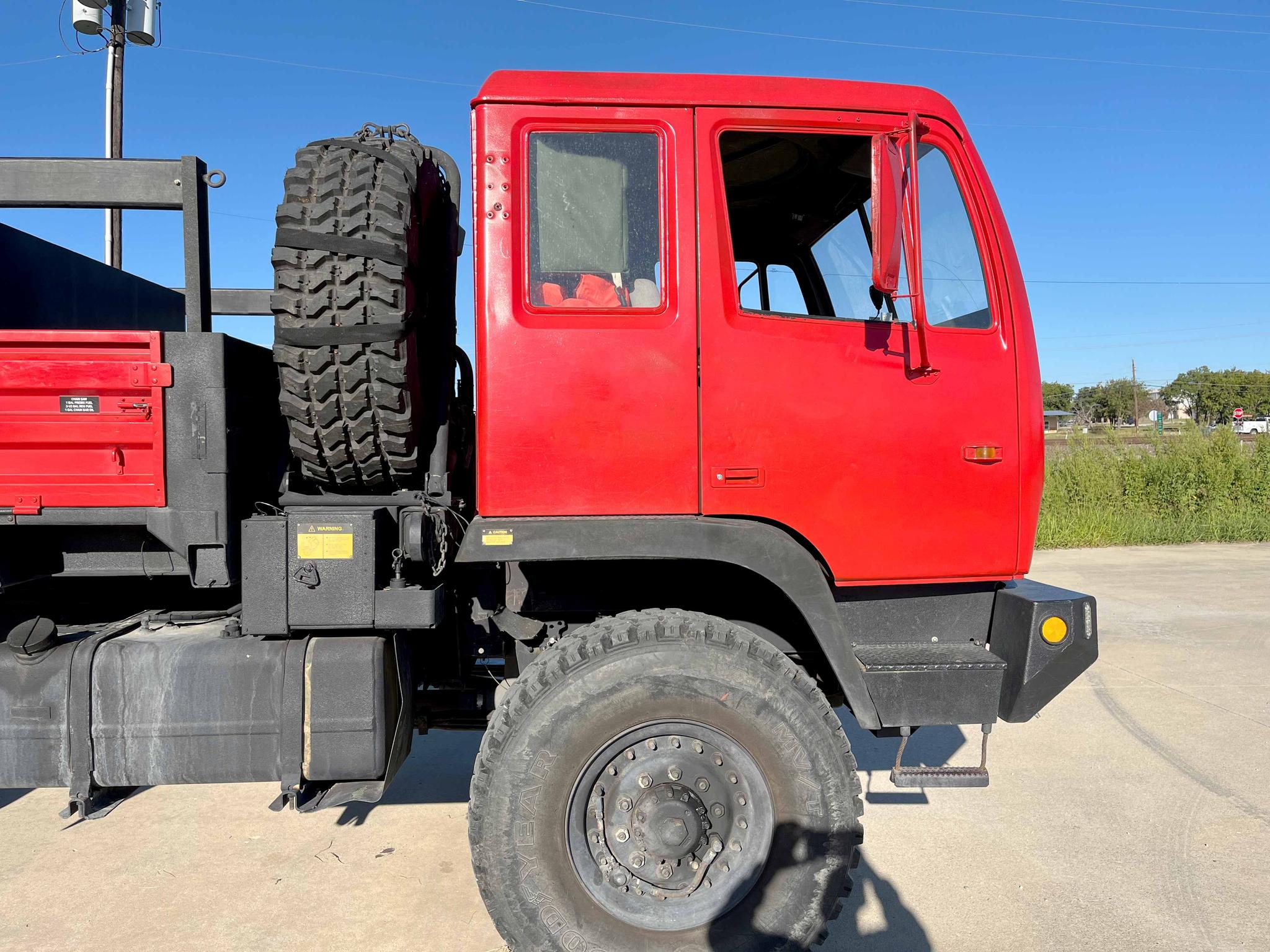 1993 S&S Utility Brush Truck - image 2