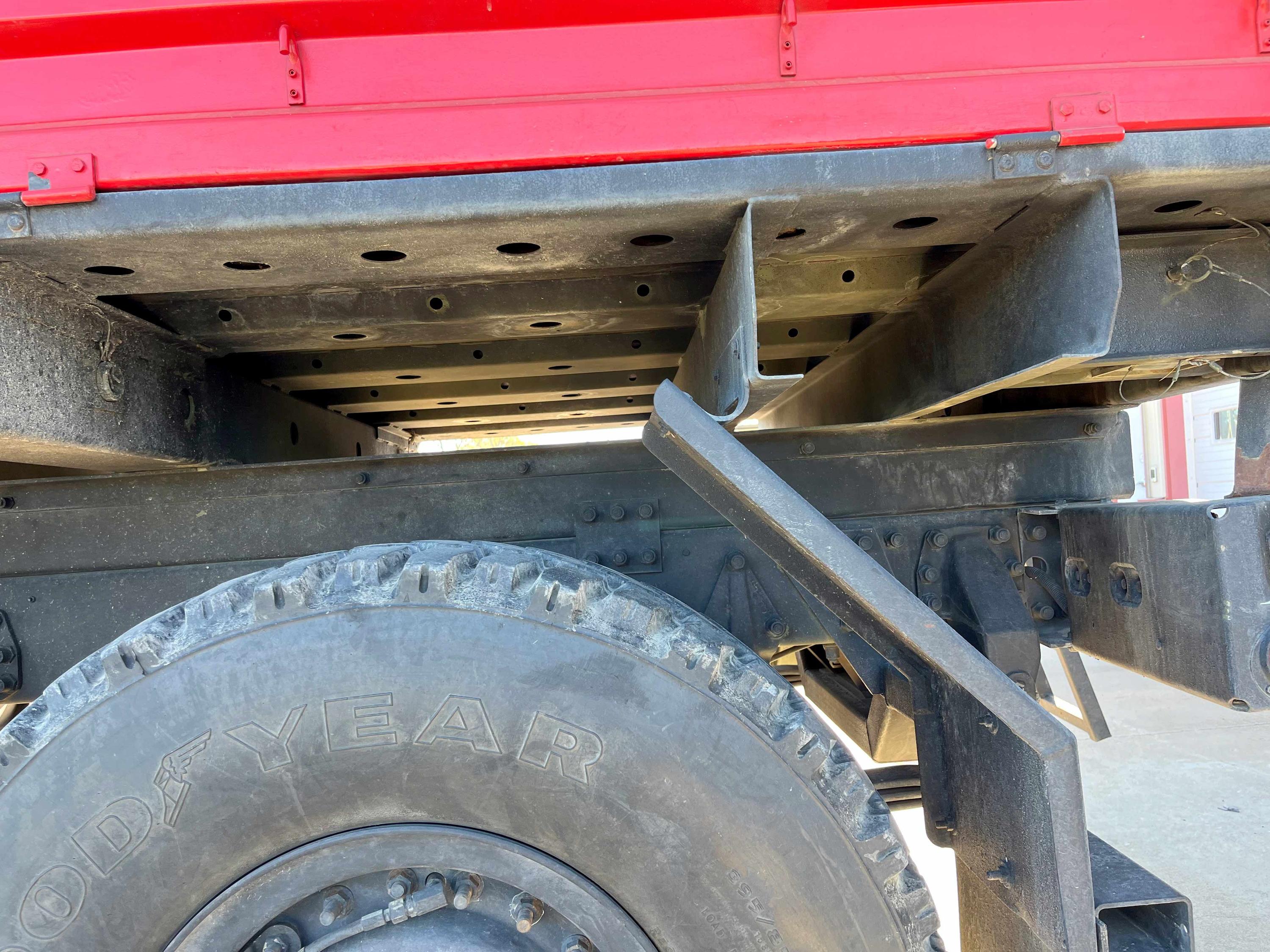 1993 S&S Utility Brush Truck - image 10