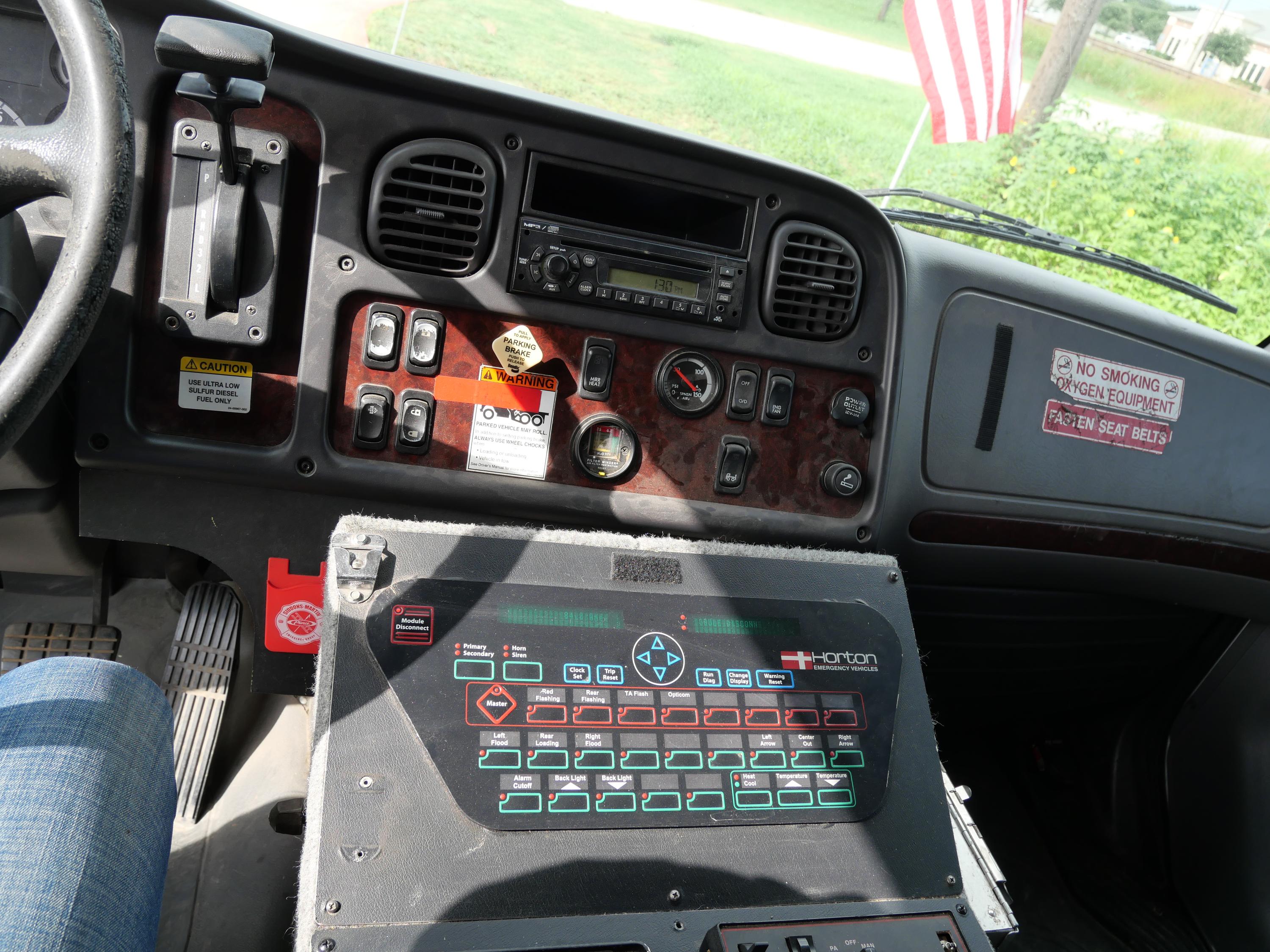 2010 Horton Freightliner Ambulance w/ Stryker Stretcher Type I - image 27