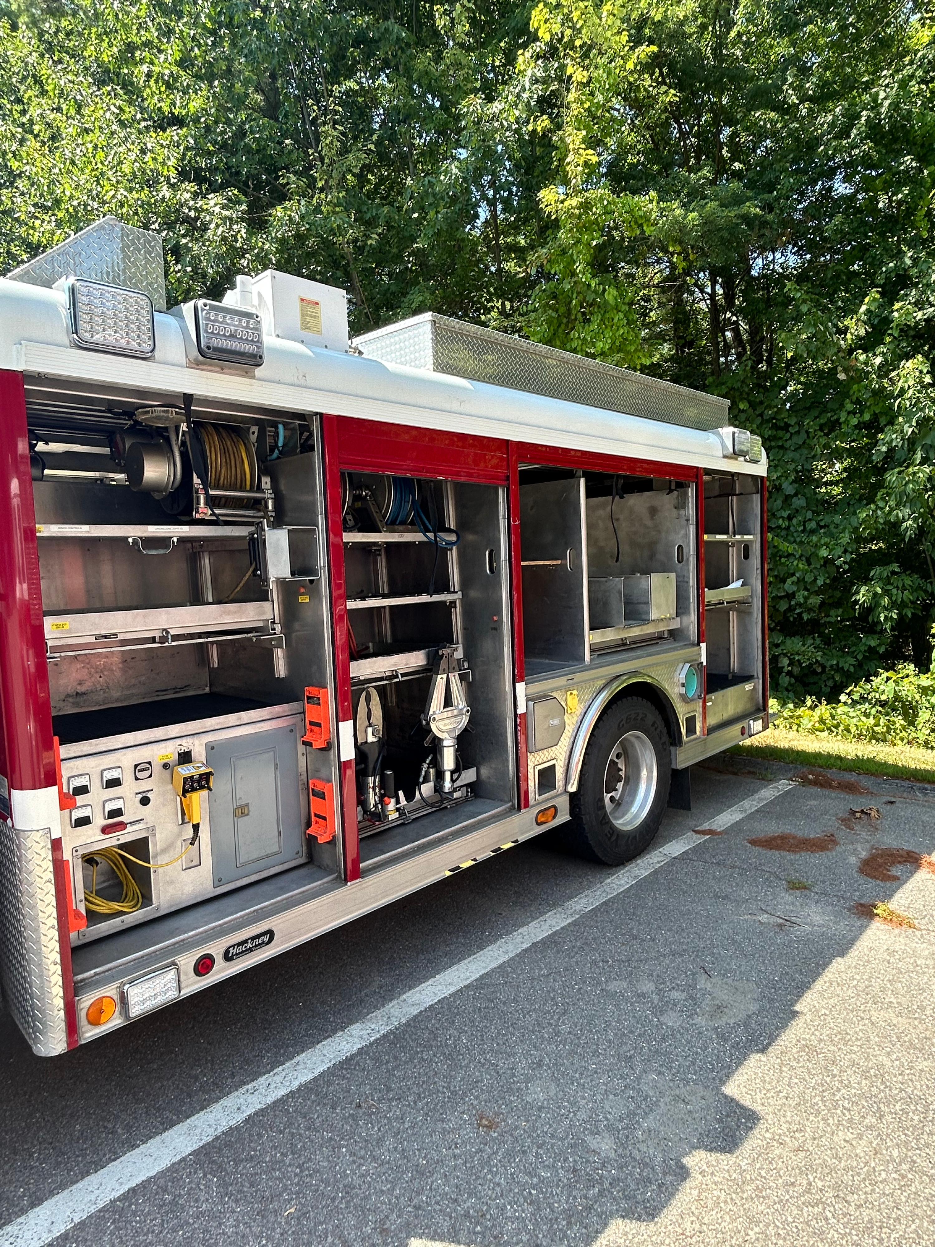 1996 Hackney Heavy Rescue - image 11