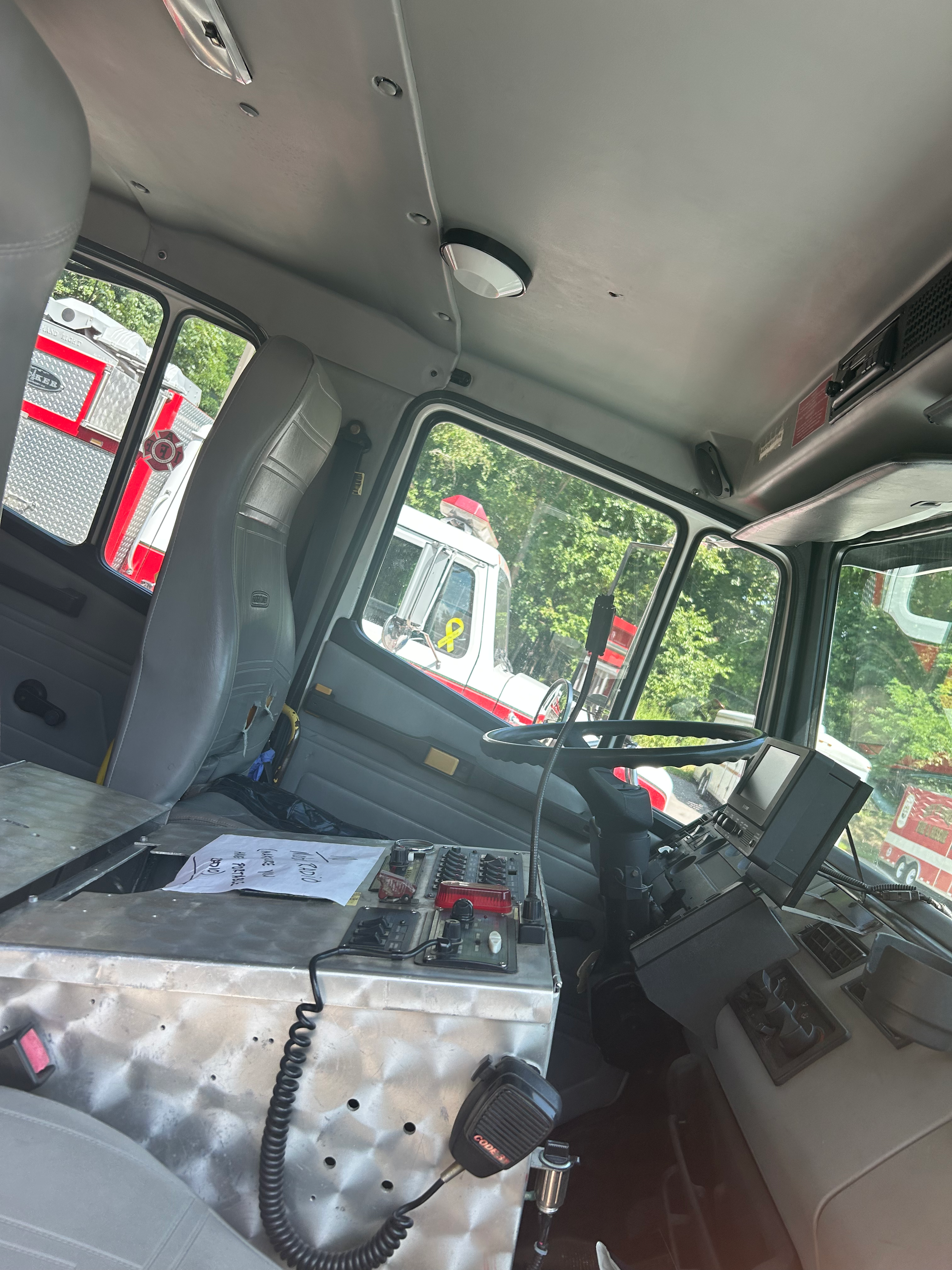 1996 Hackney Heavy Rescue - image 16