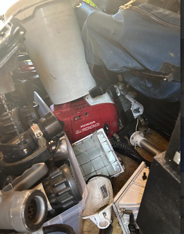 Honda 1000 Generator/Inverter (non-running)