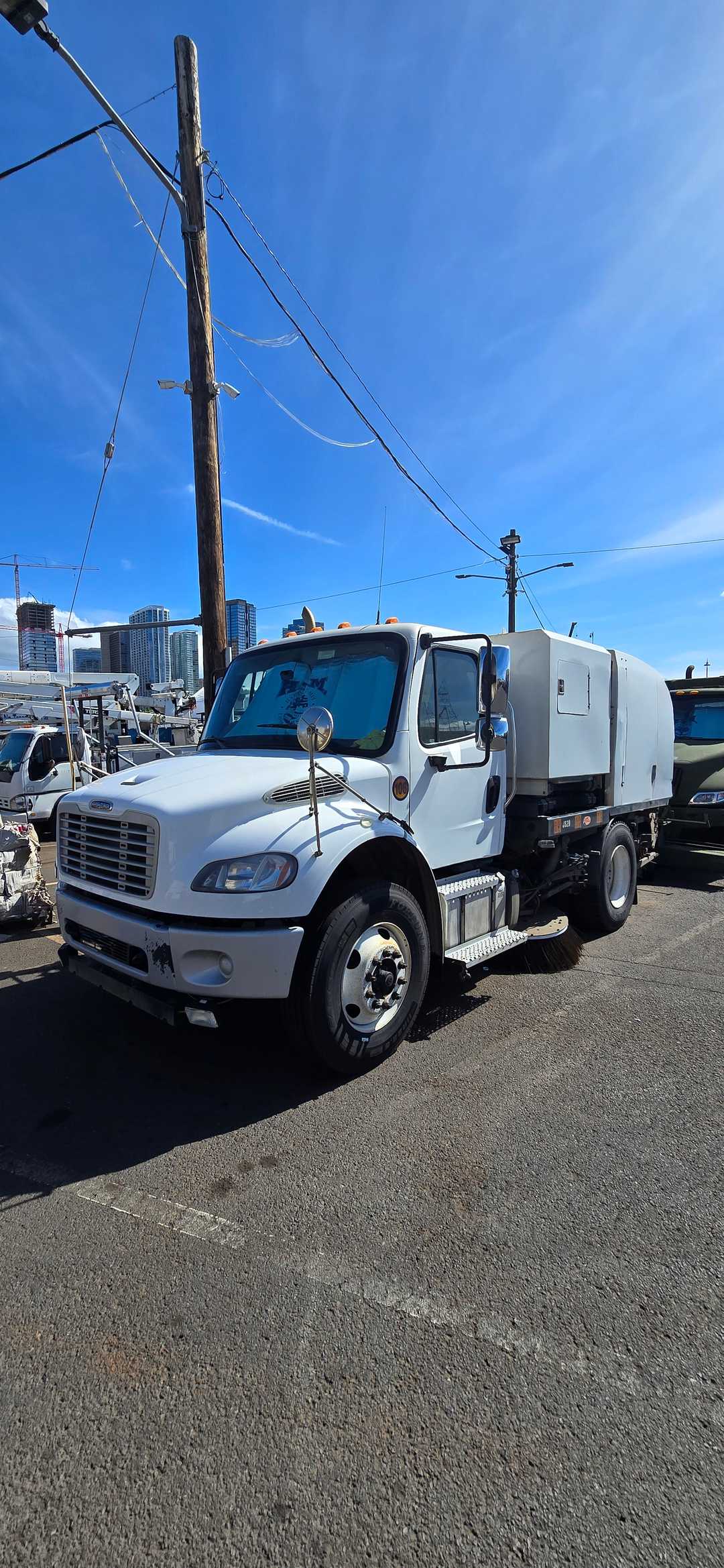 2020 Freightliner M2 Johnston ES351 High Dump Street Sweeper