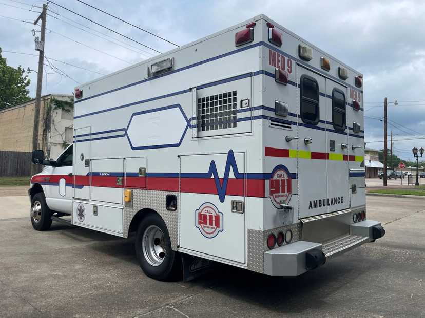 2009 Frazer Dodge Type I Ambulance — photo 5