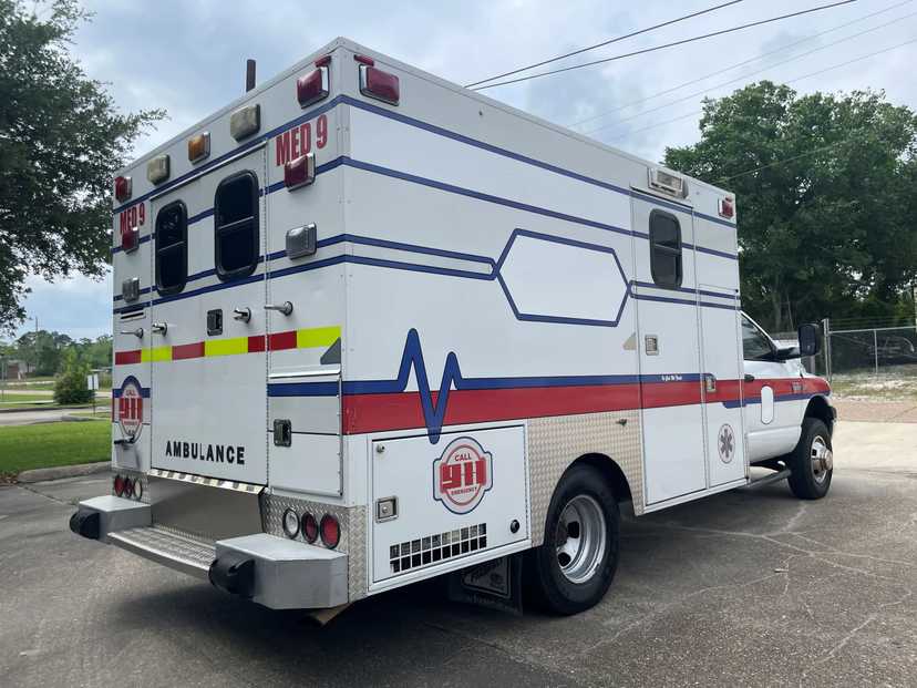 2009 Frazer Dodge Type I Ambulance — photo 7